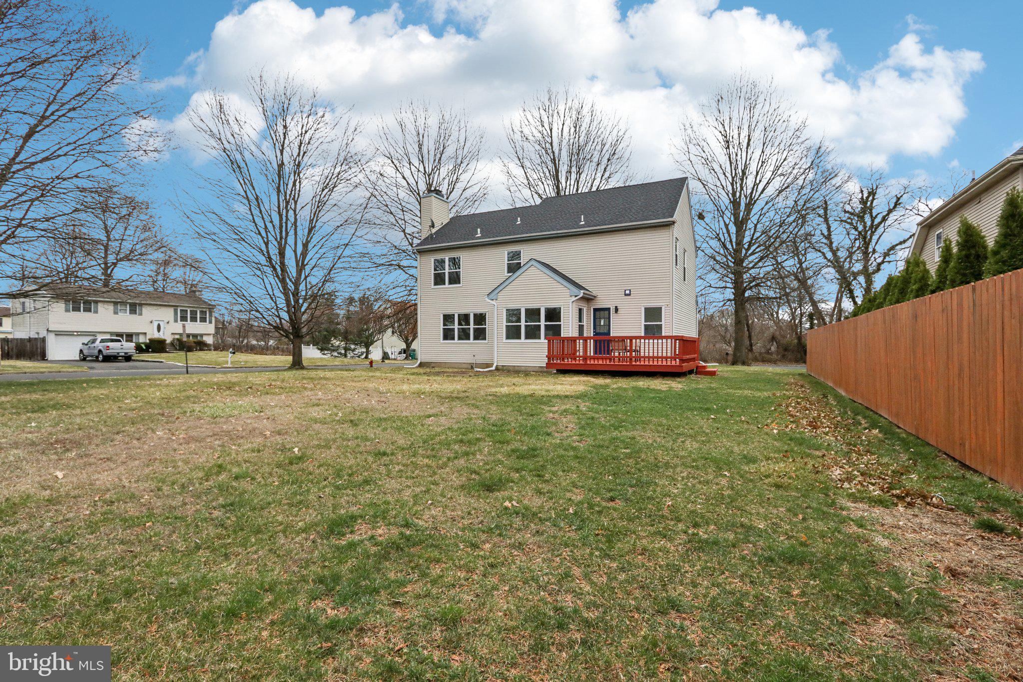 IDLEWOOD - Residential