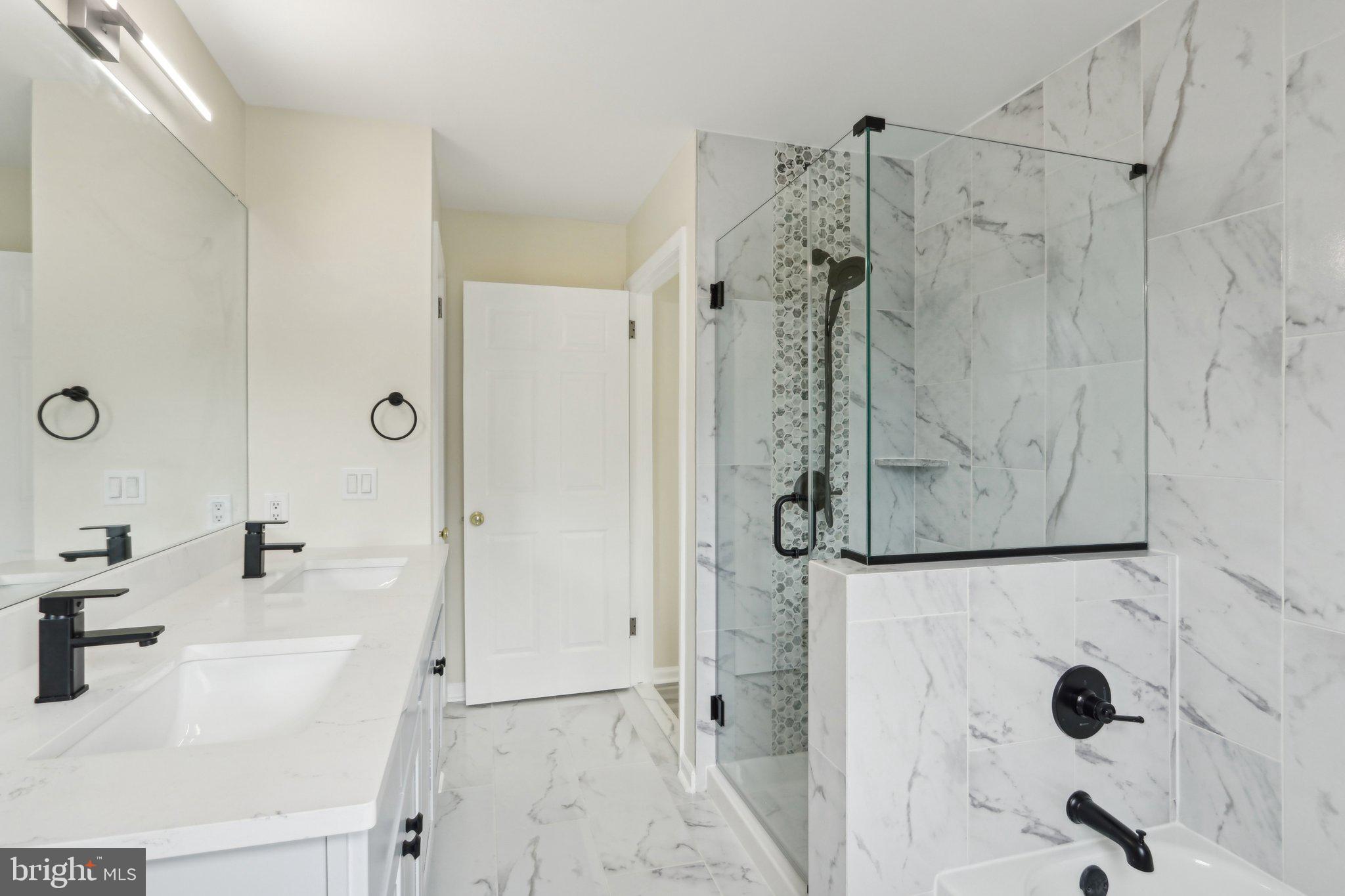 IDLEWOOD - Residential