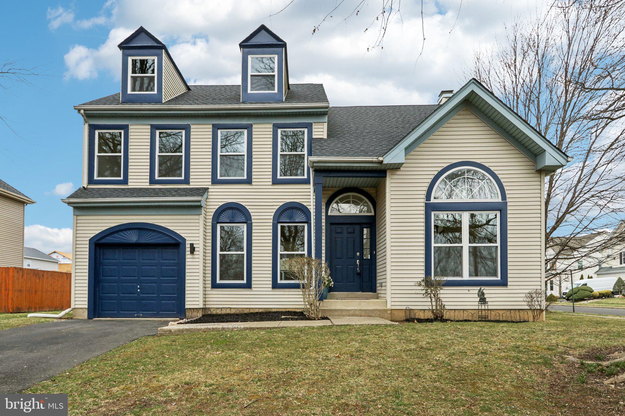 IDLEWOOD - Residential