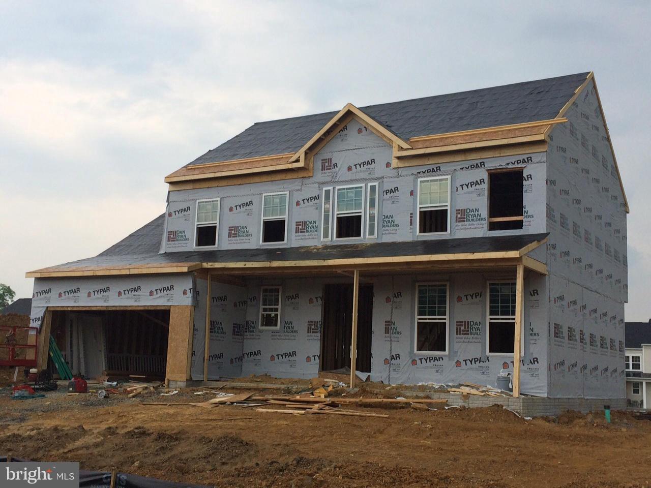 STONEBROOK VILLAGE - Residential