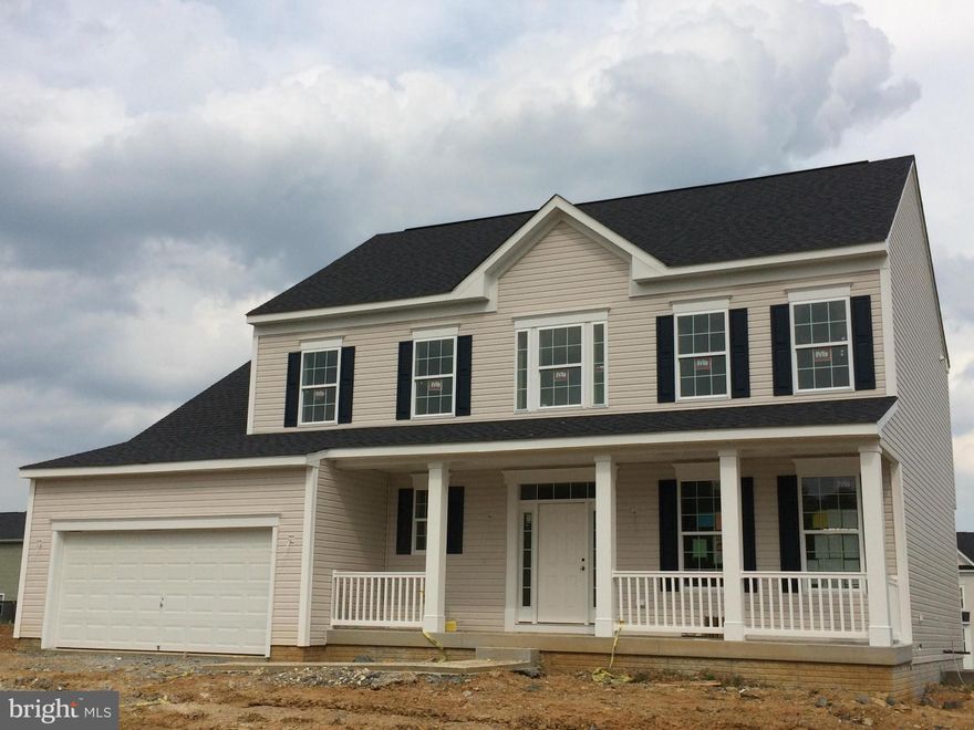 Nottingham II Plan! OVER $10K FREE OPTIONS NOW! JULY MOVE IN! Inviting front porch, 2 story foyer, oak staircase & spindles, 4 spacious BRs, deluxe MBR suite, walk in closet, huge tub/shower w/ bench! Awesome upgraded island kitchen, Energy Star appliances, hardwood floors & open flow to great room you'll love. FREE WASHER/DRYER W/ OFFER BY 6/30! WANT 100% LOAN & $$$ IN CLOSING COSTS? CALL TODAY!!