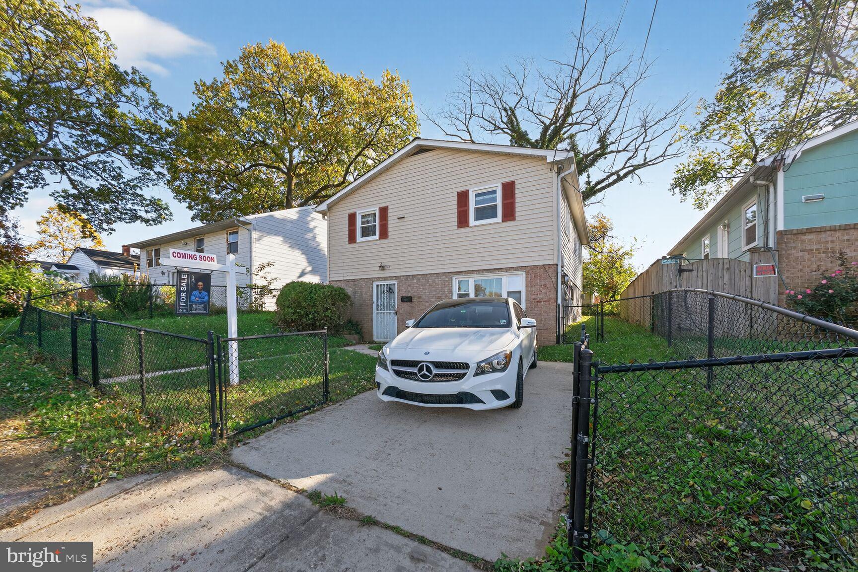 COLUMBIA HIGHLANDS - Residential