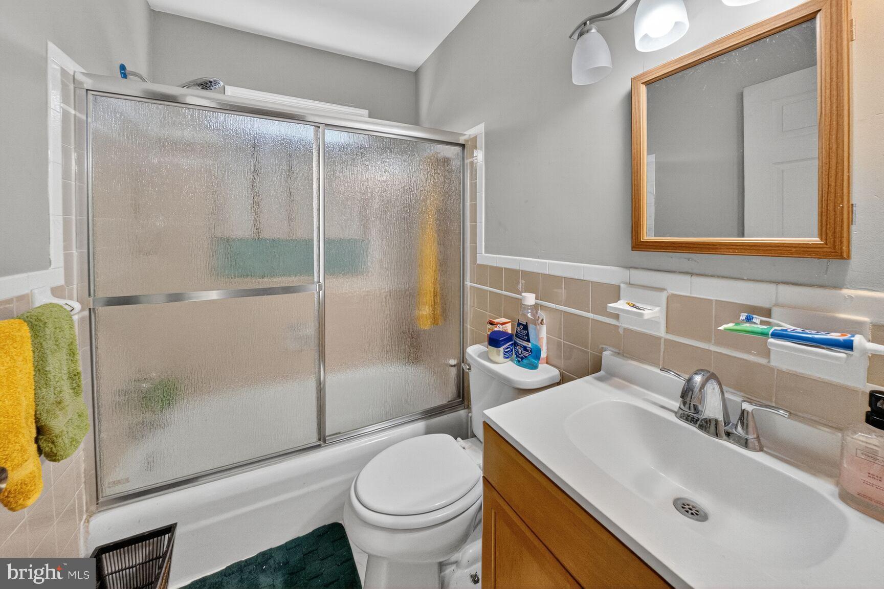 COLUMBIA HIGHLANDS - Residential