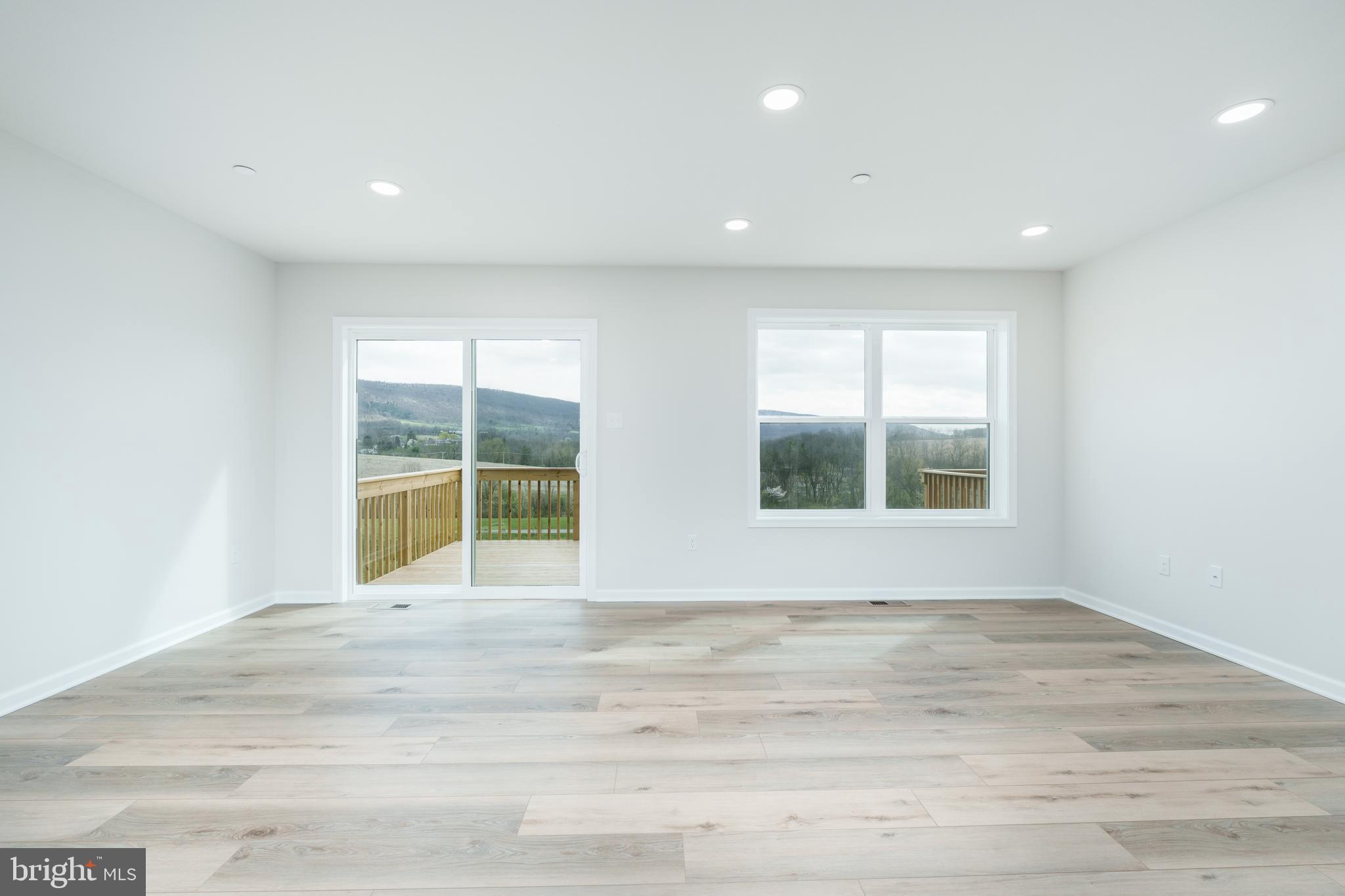 STEEPLECHASE - Residential