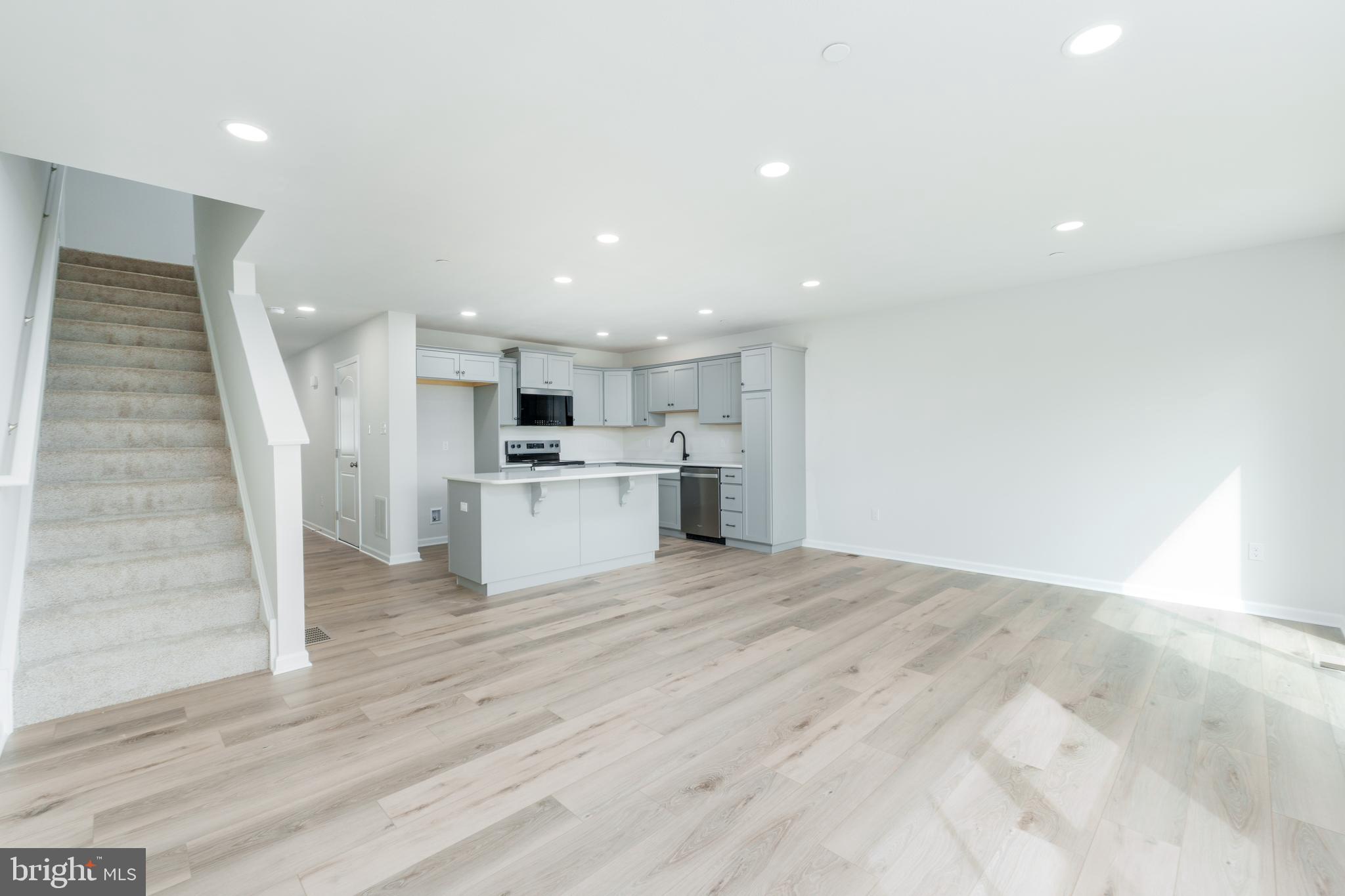 STEEPLECHASE - Residential