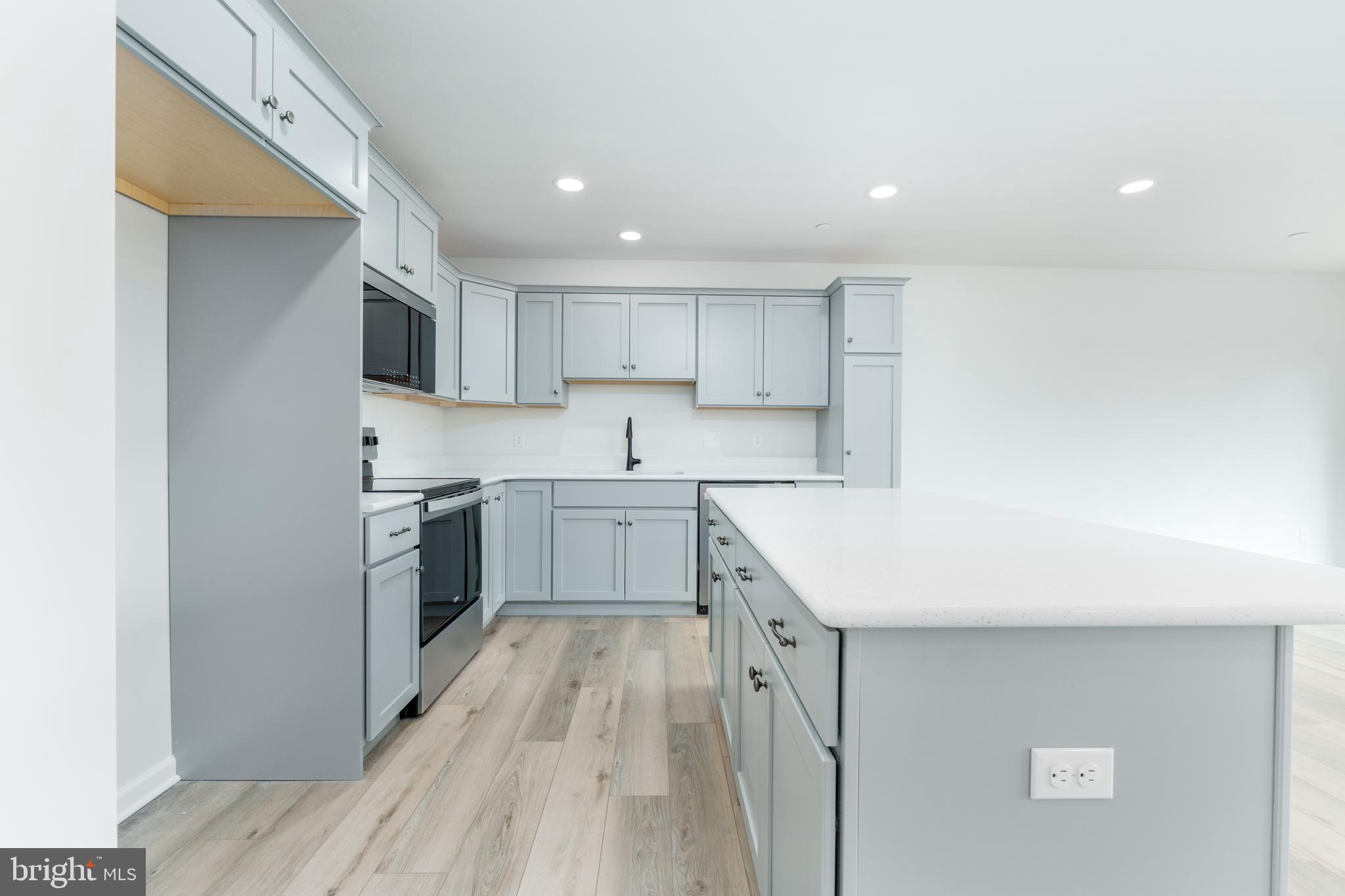 STEEPLECHASE - Residential