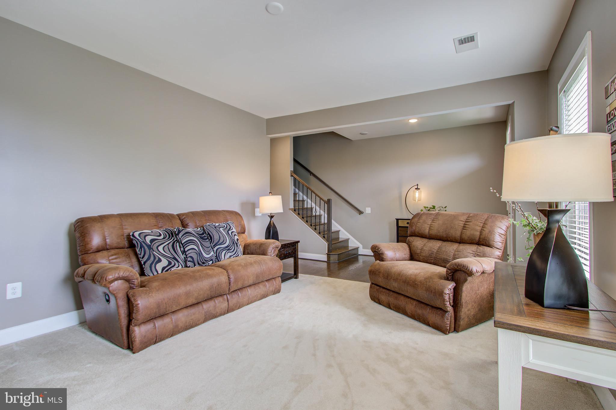 POTOMAC SHORES - Residential