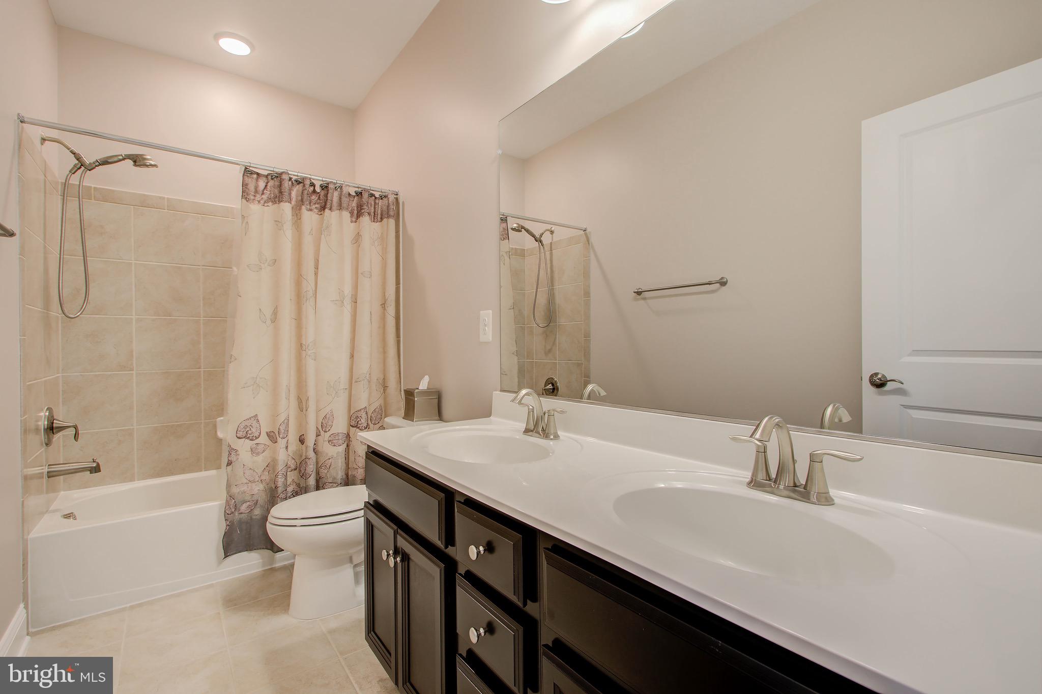 POTOMAC SHORES - Residential