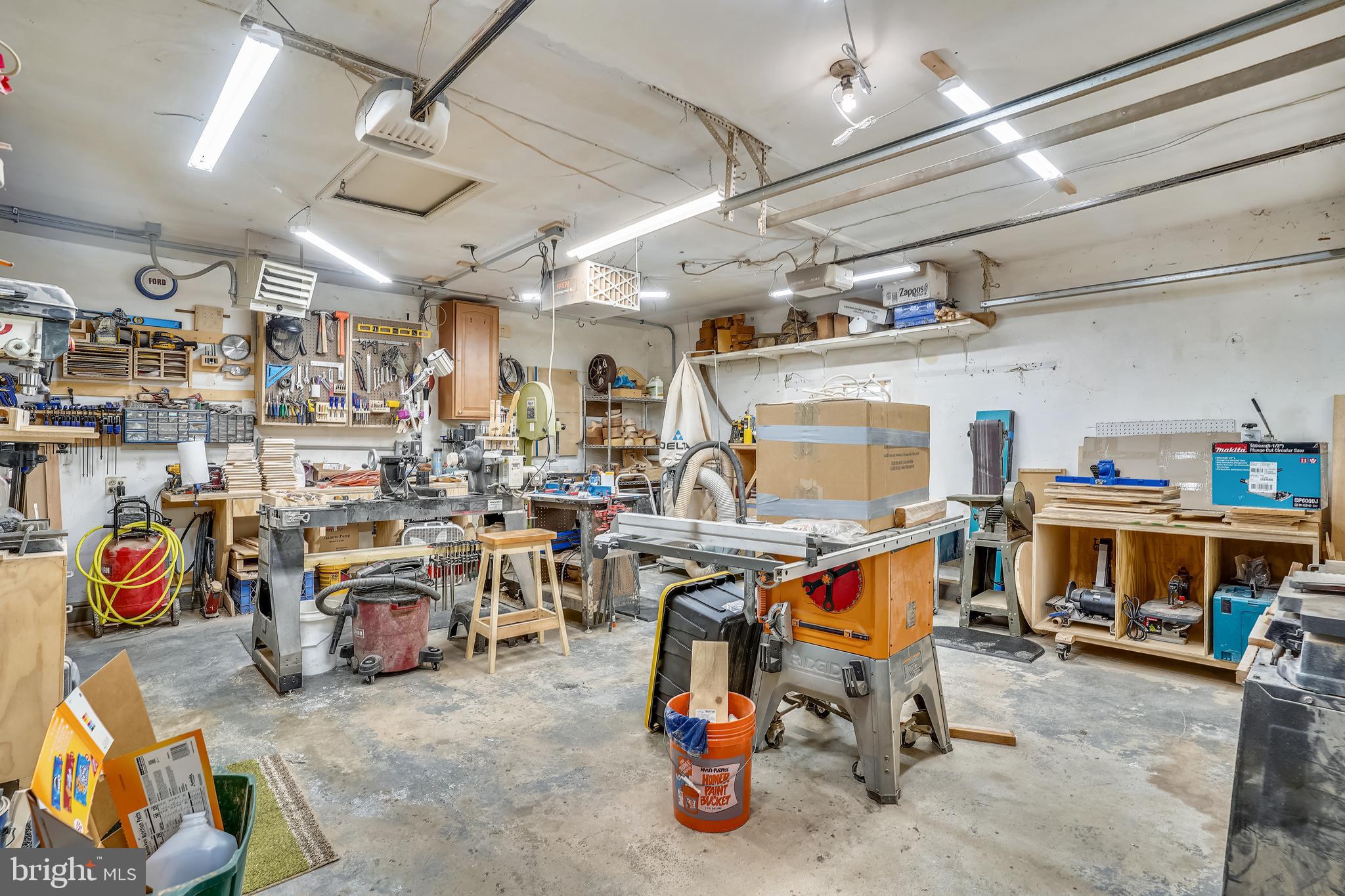 NEABSCO HILLS - Residential