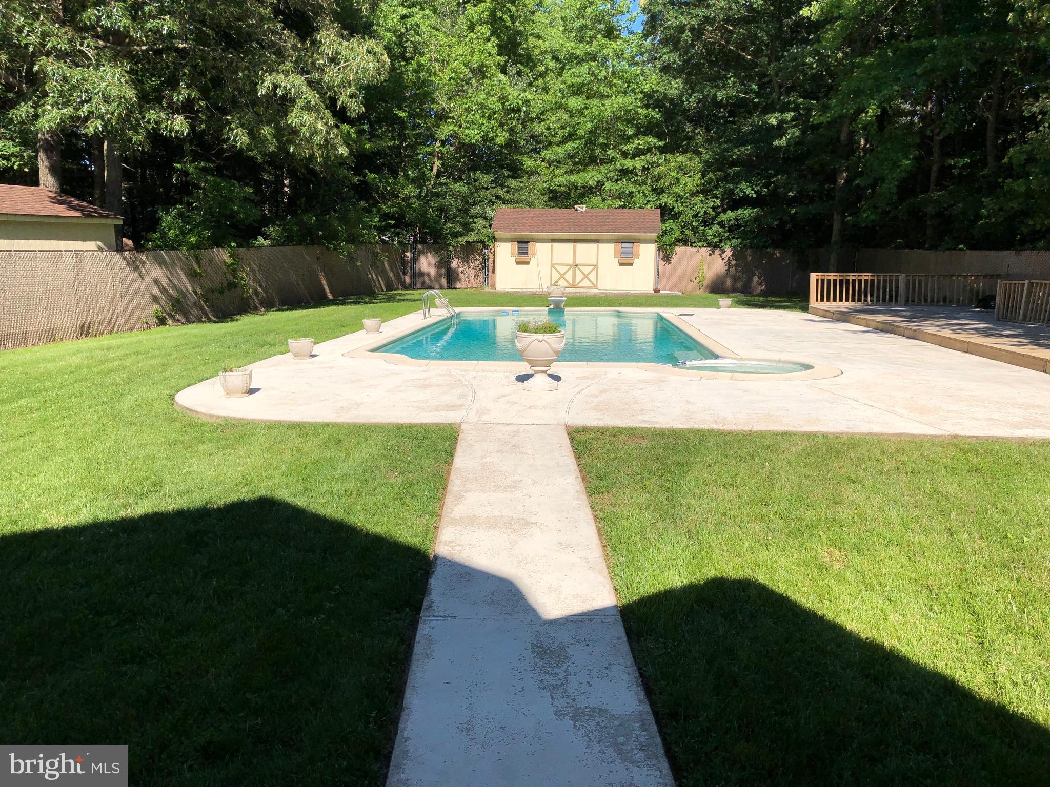 MATTAWOMAN ESTATES - Residential