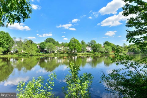 Photo of 2946 Yarling Ct #2946, FALLS CHURCH, VA 22042 (MLS # VAFX2338640)