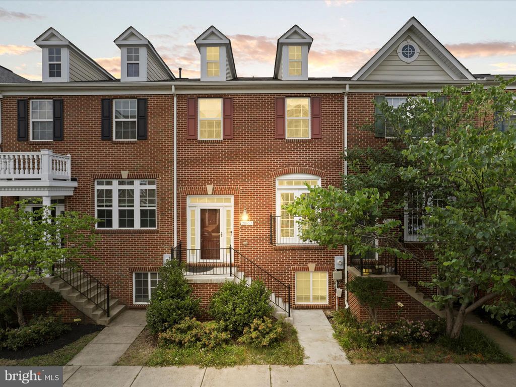 Photo of 20657 Maitland Terrace, ASHBURN, VA 20147 (MLS # VALO2108916)