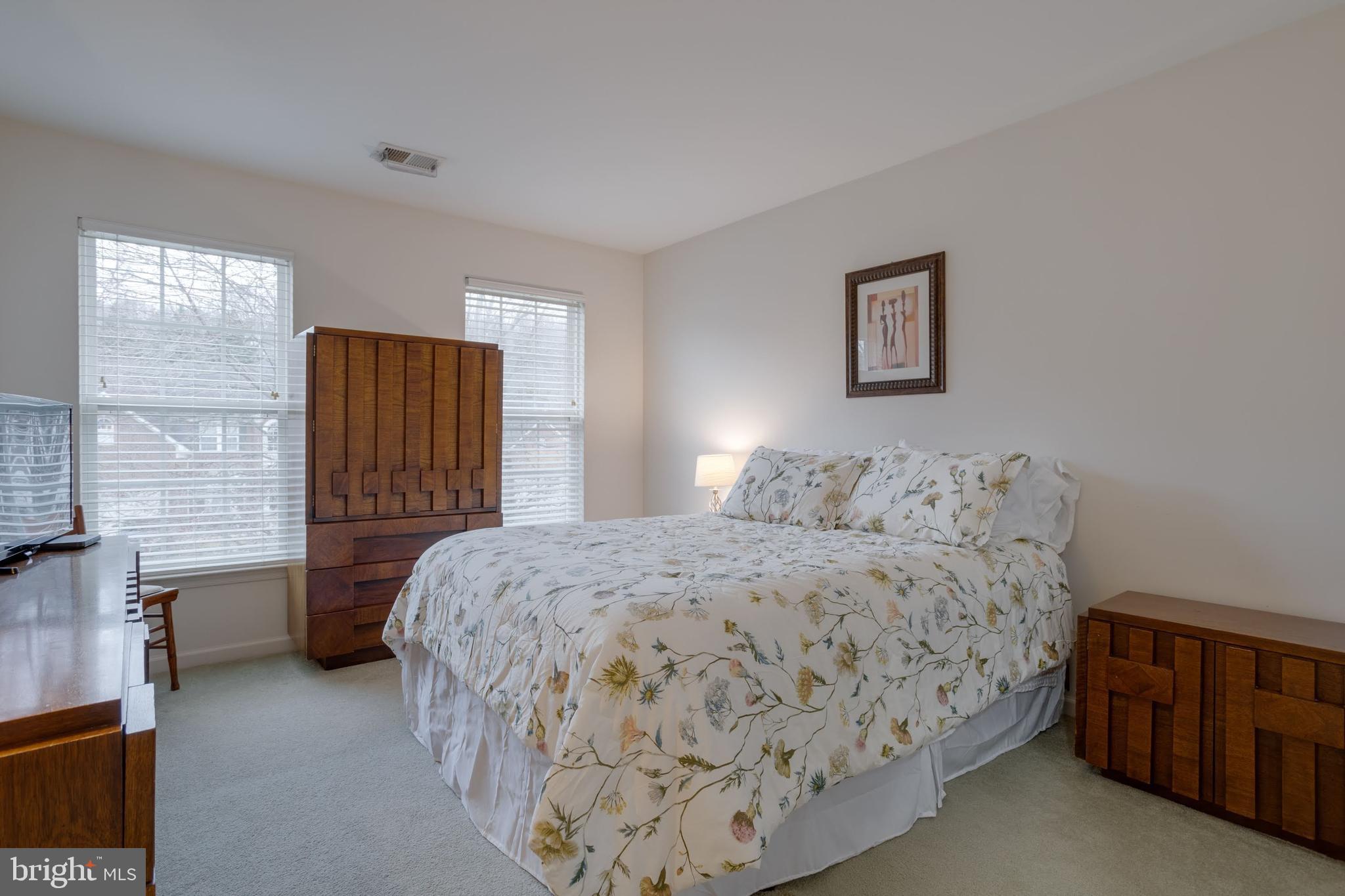 CEDAR KNOLL - Residential