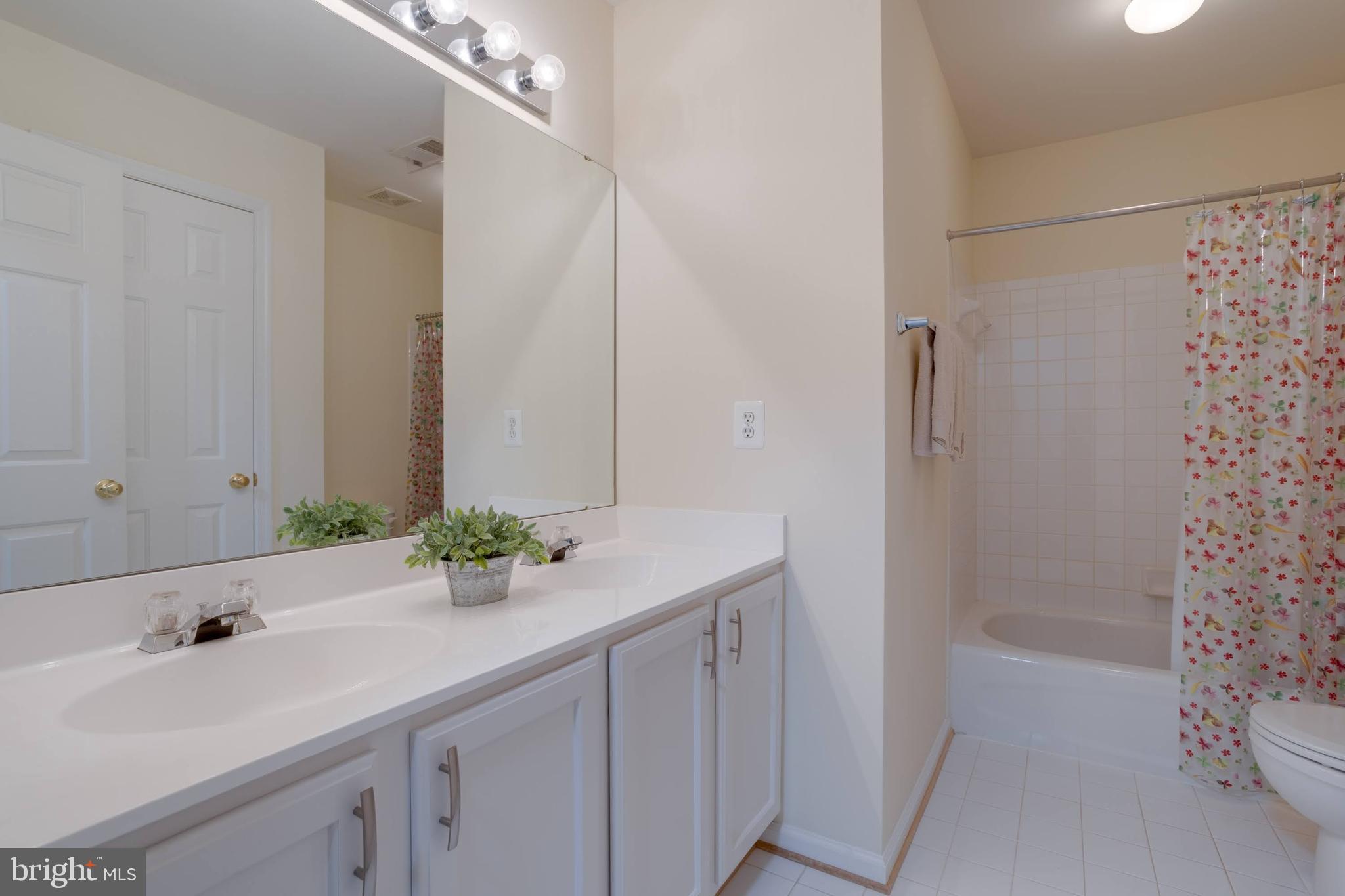 CEDAR KNOLL - Residential