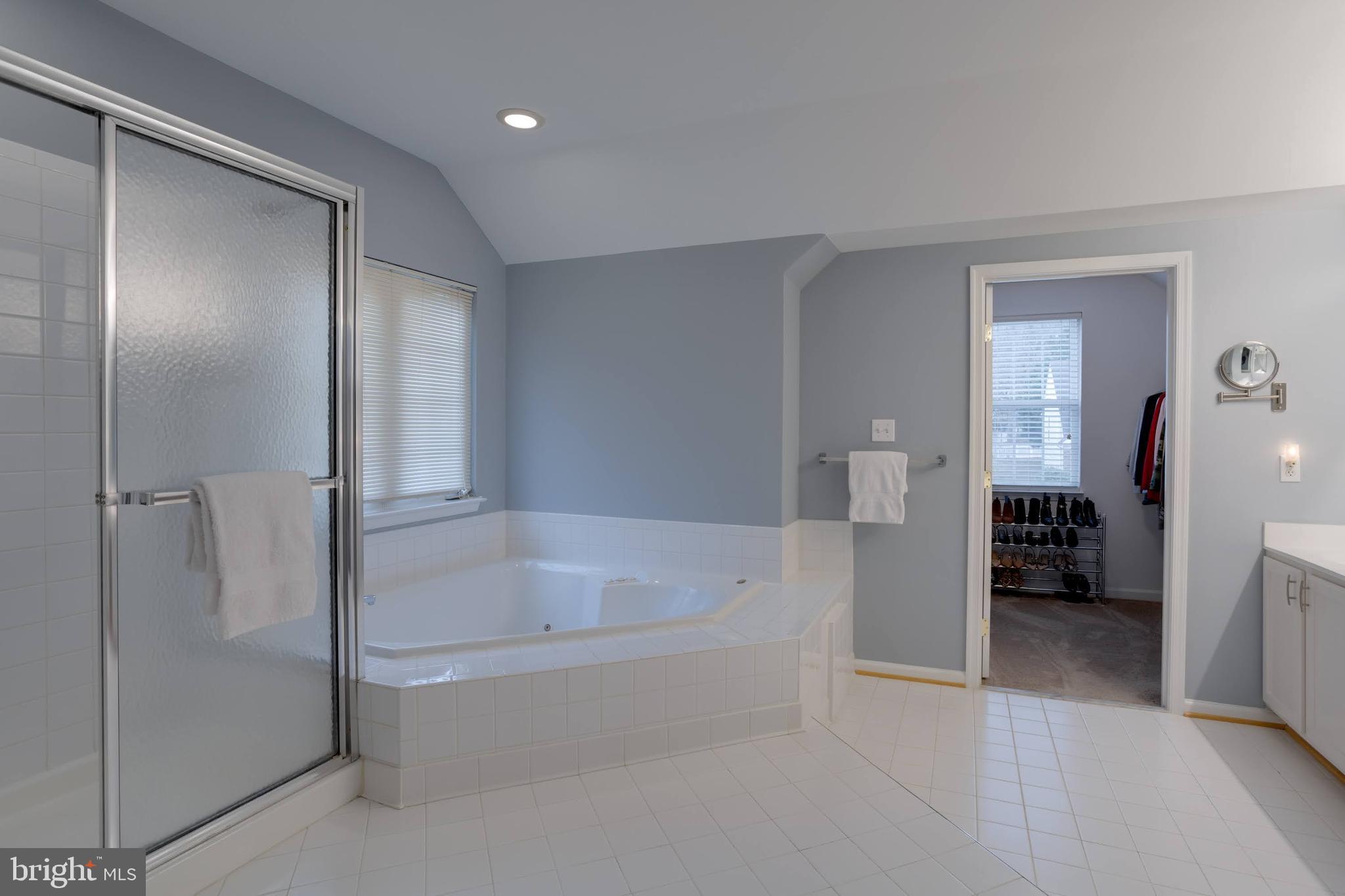 CEDAR KNOLL - Residential