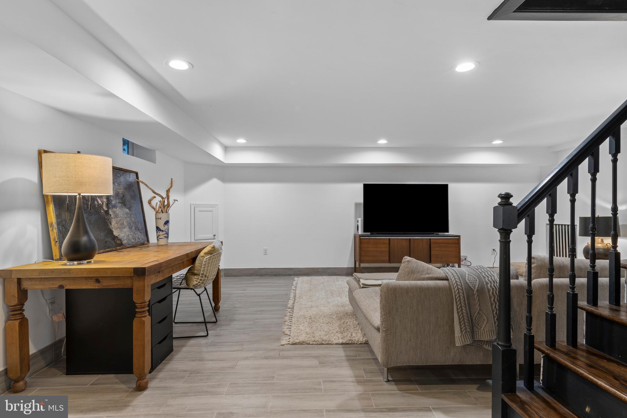 PENN WYNNE - Residential