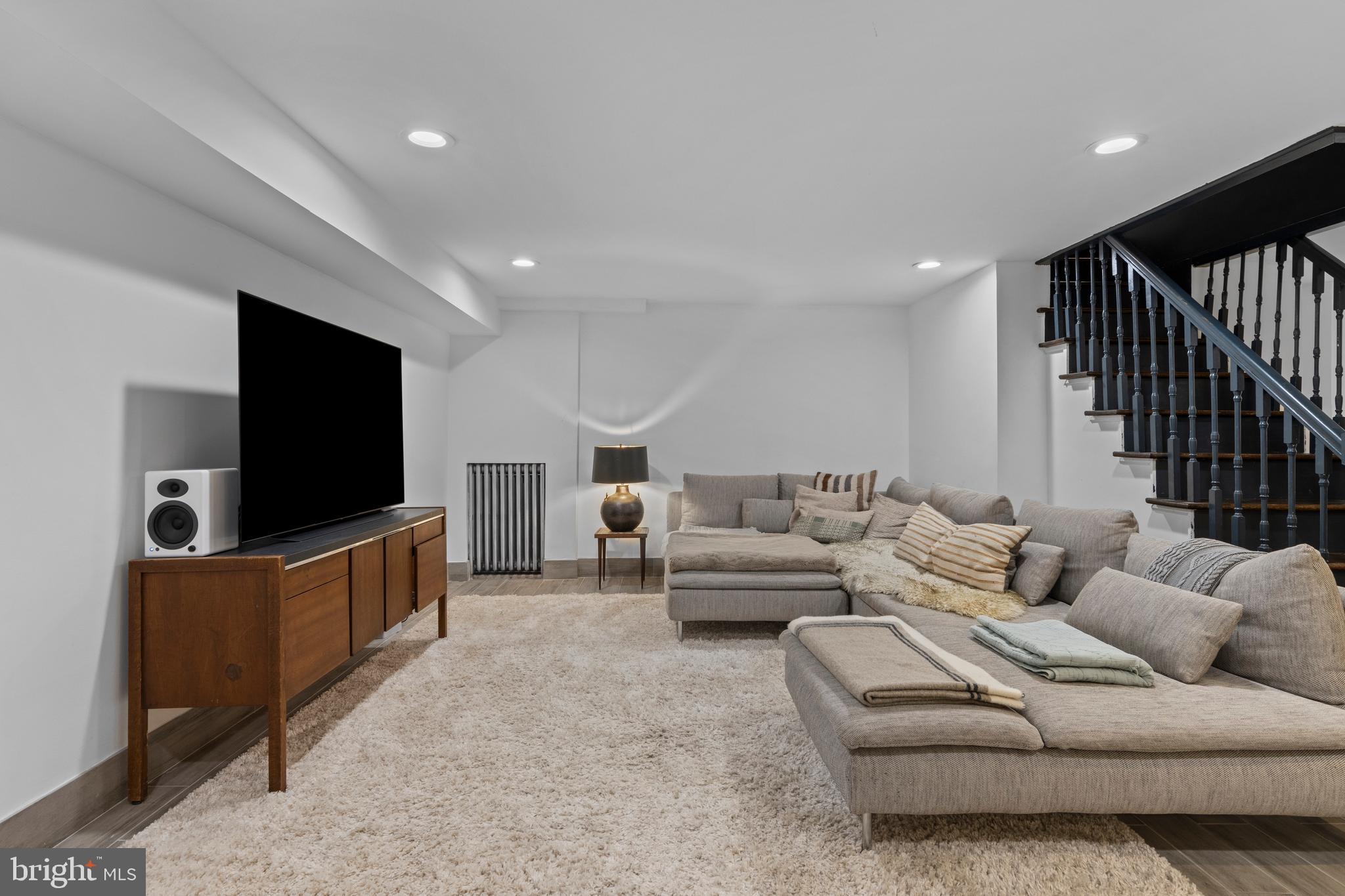 PENN WYNNE - Residential