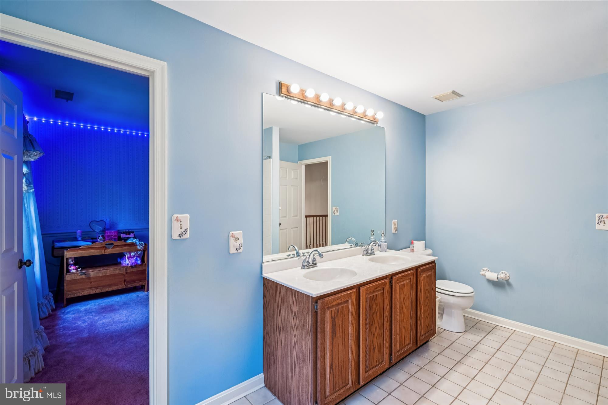 HUNTINGTON WOODS - Residential