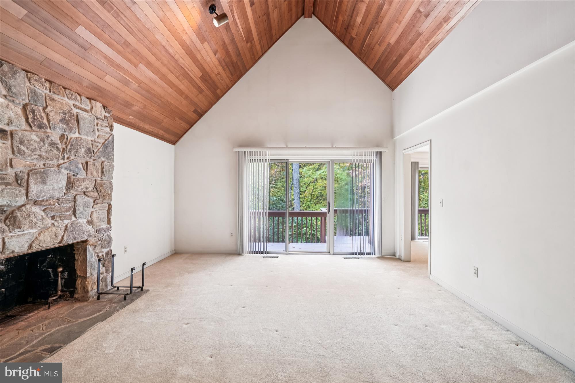 HUNTINGTON WOODS - Residential