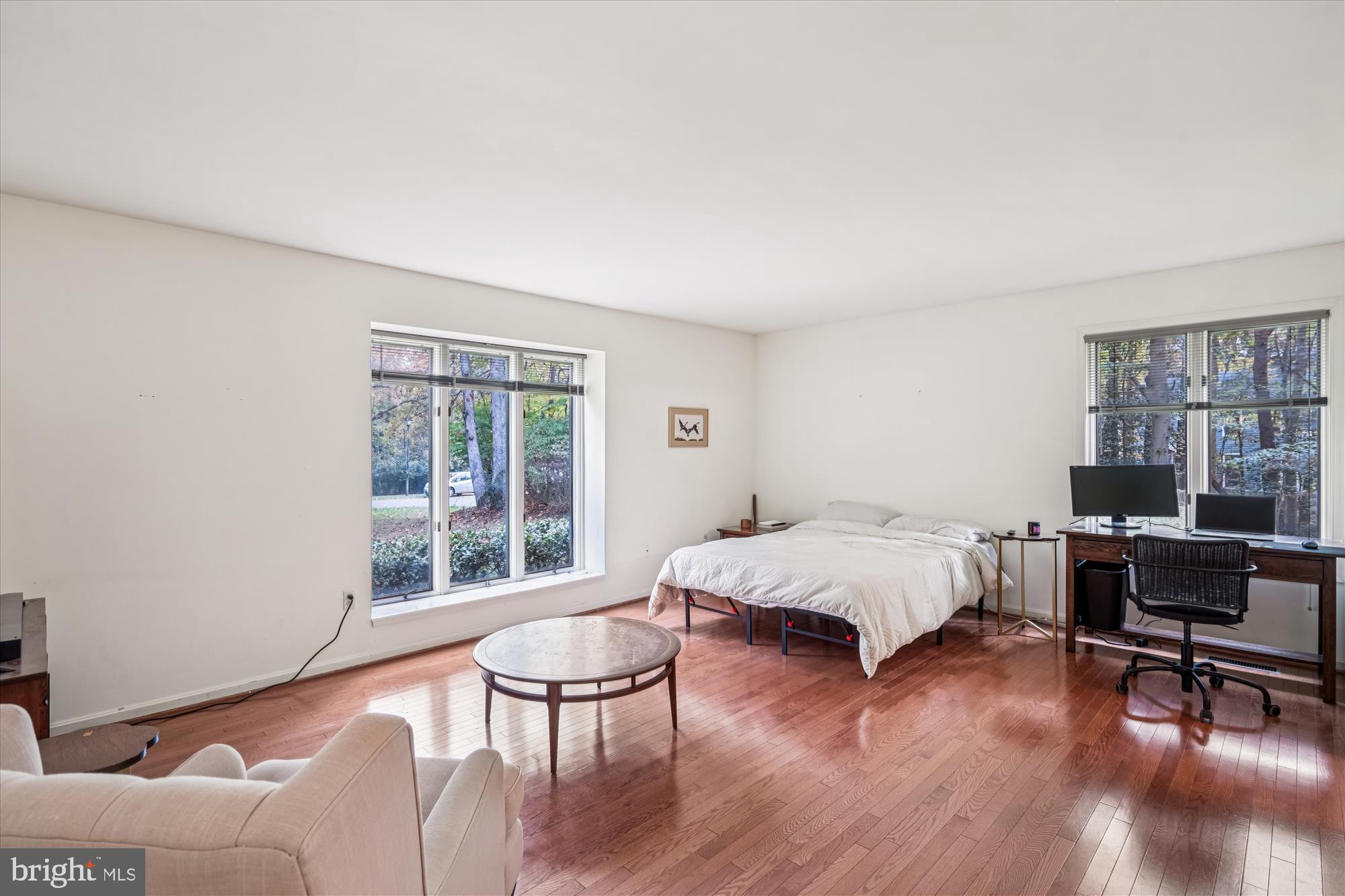 HUNTINGTON WOODS - Residential