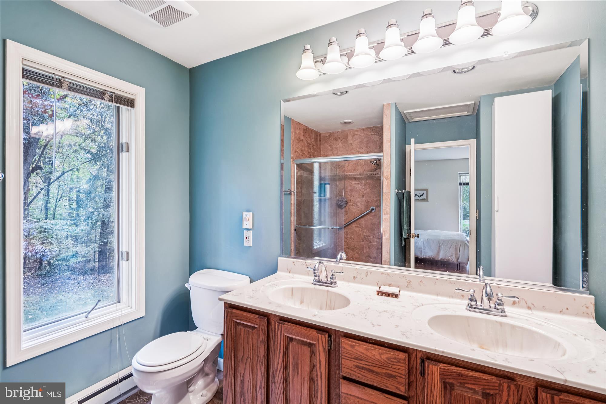 HUNTINGTON WOODS - Residential