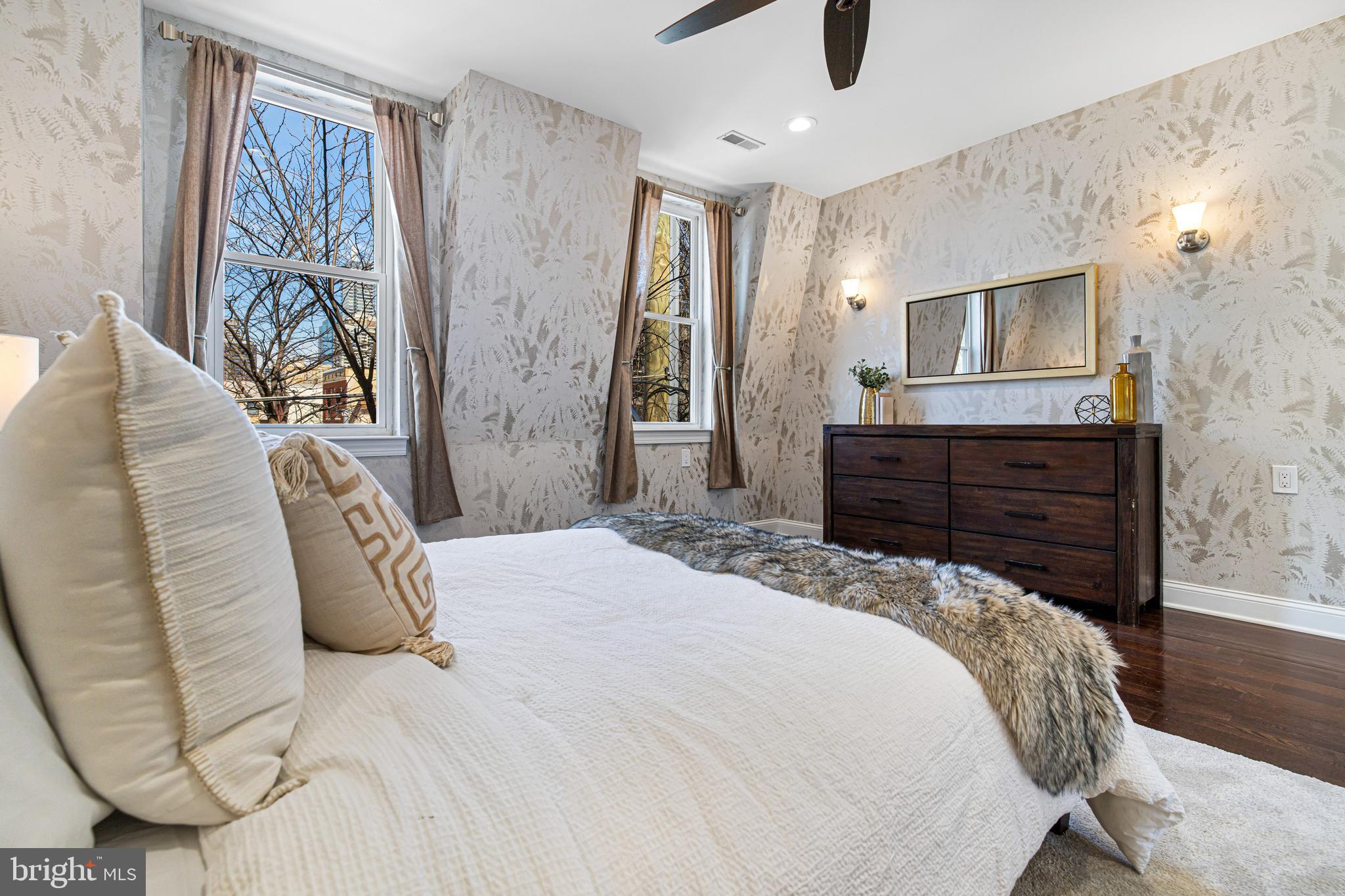 GRADUATE HOSPITAL - Residential