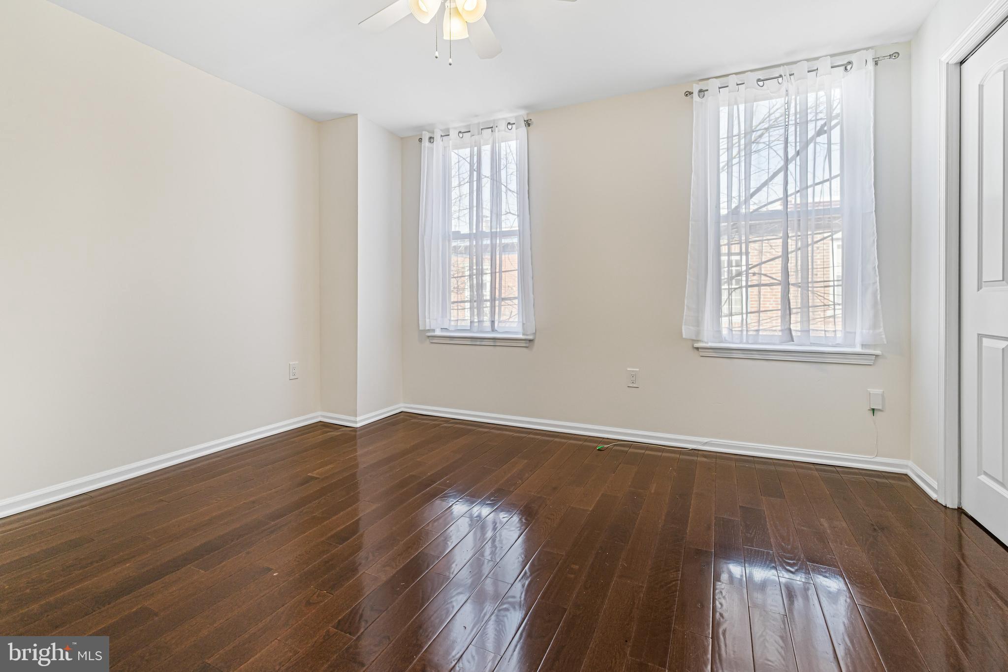 GRADUATE HOSPITAL - Residential