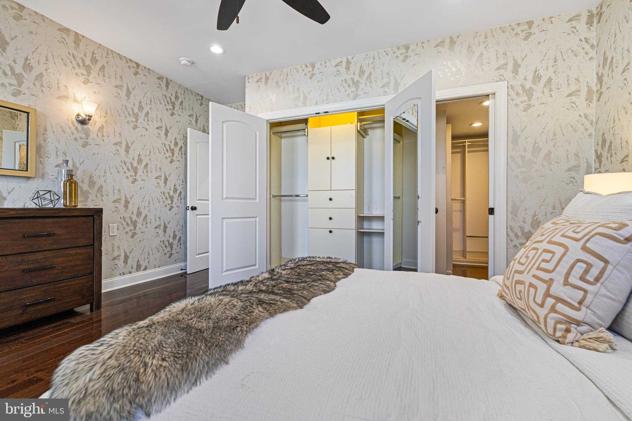 GRADUATE HOSPITAL - Residential