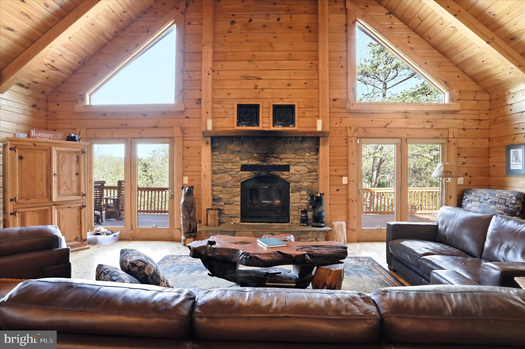 LOOKOUT HIGHLANDS - Residential