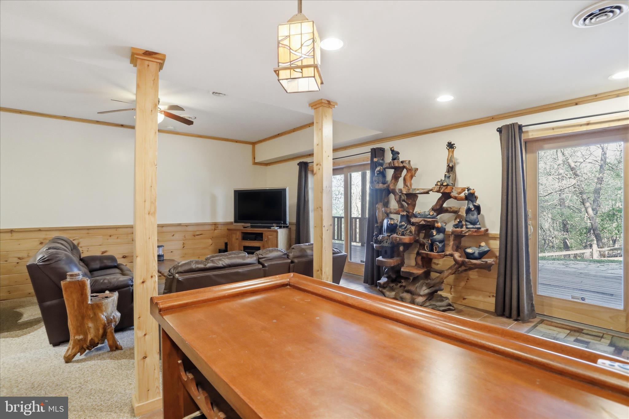 LOOKOUT HIGHLANDS - Residential