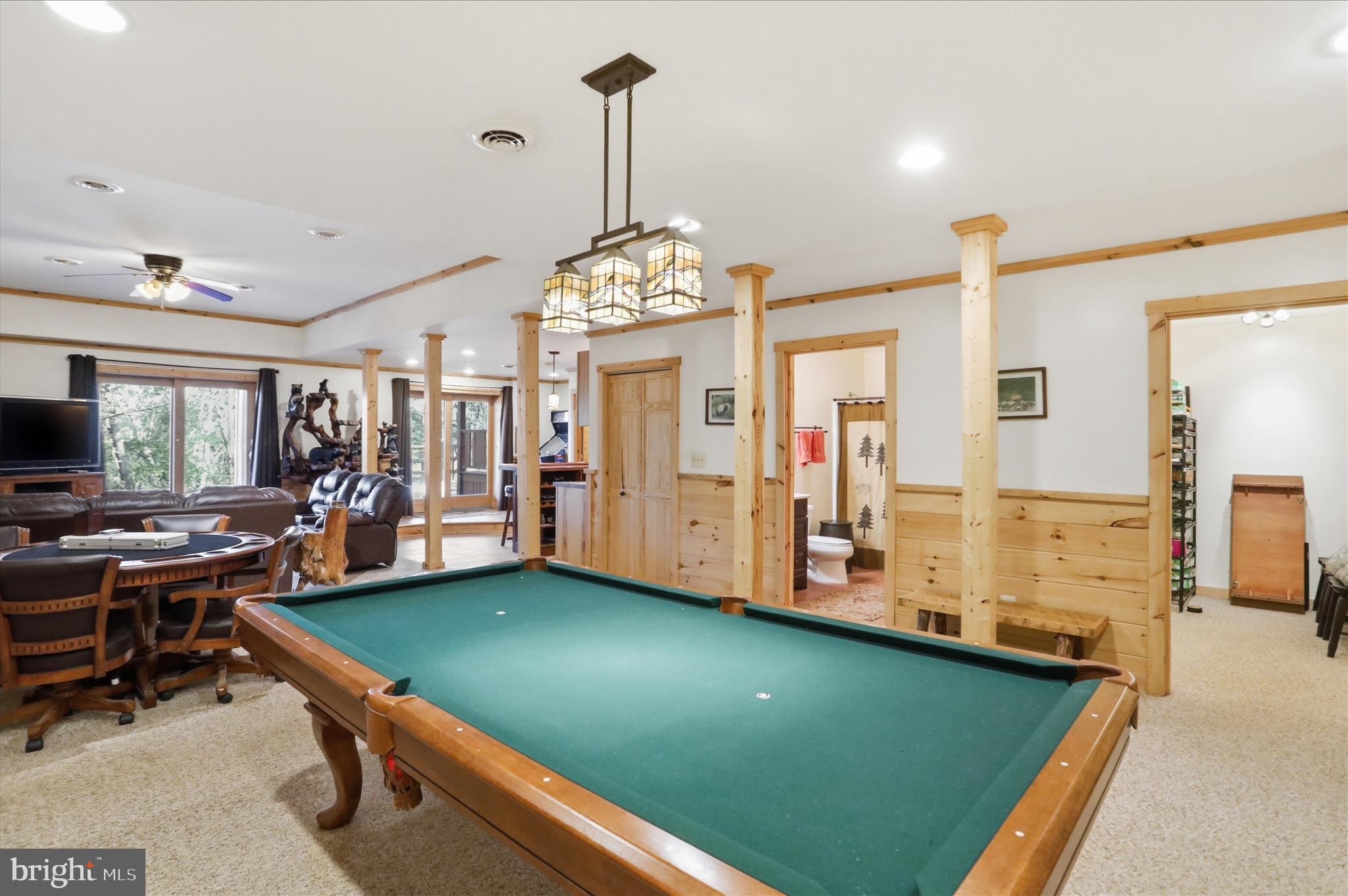 LOOKOUT HIGHLANDS - Residential