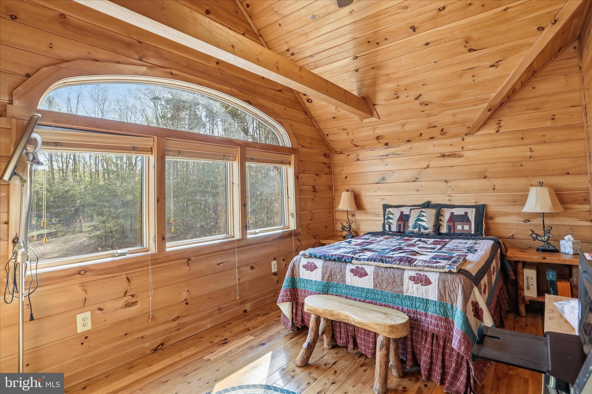 LOOKOUT HIGHLANDS - Residential