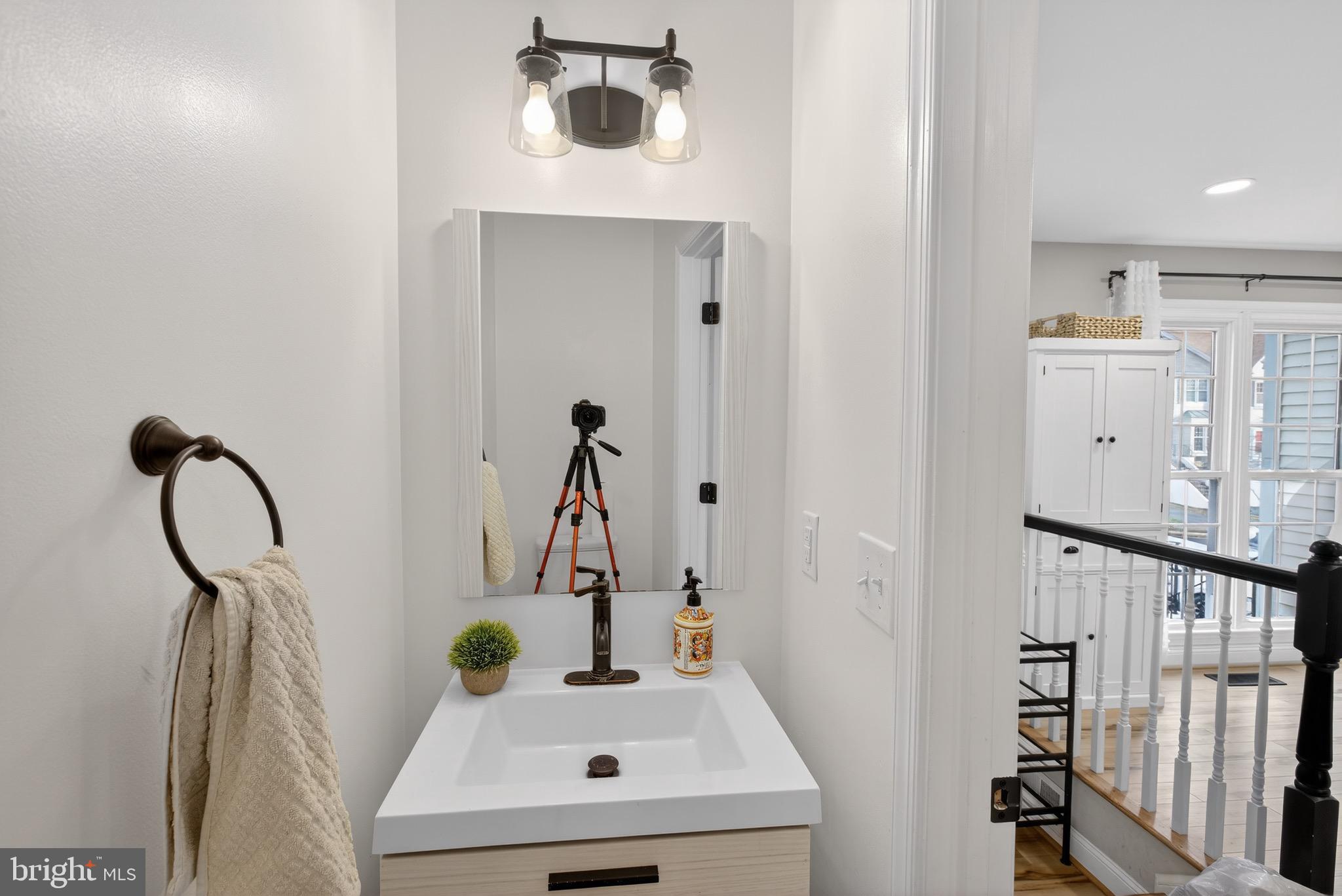 WOODGATE MANOR - Residential