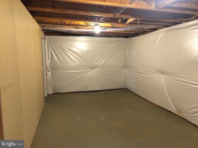 OAK SPRINGS SEC 1 - Residential