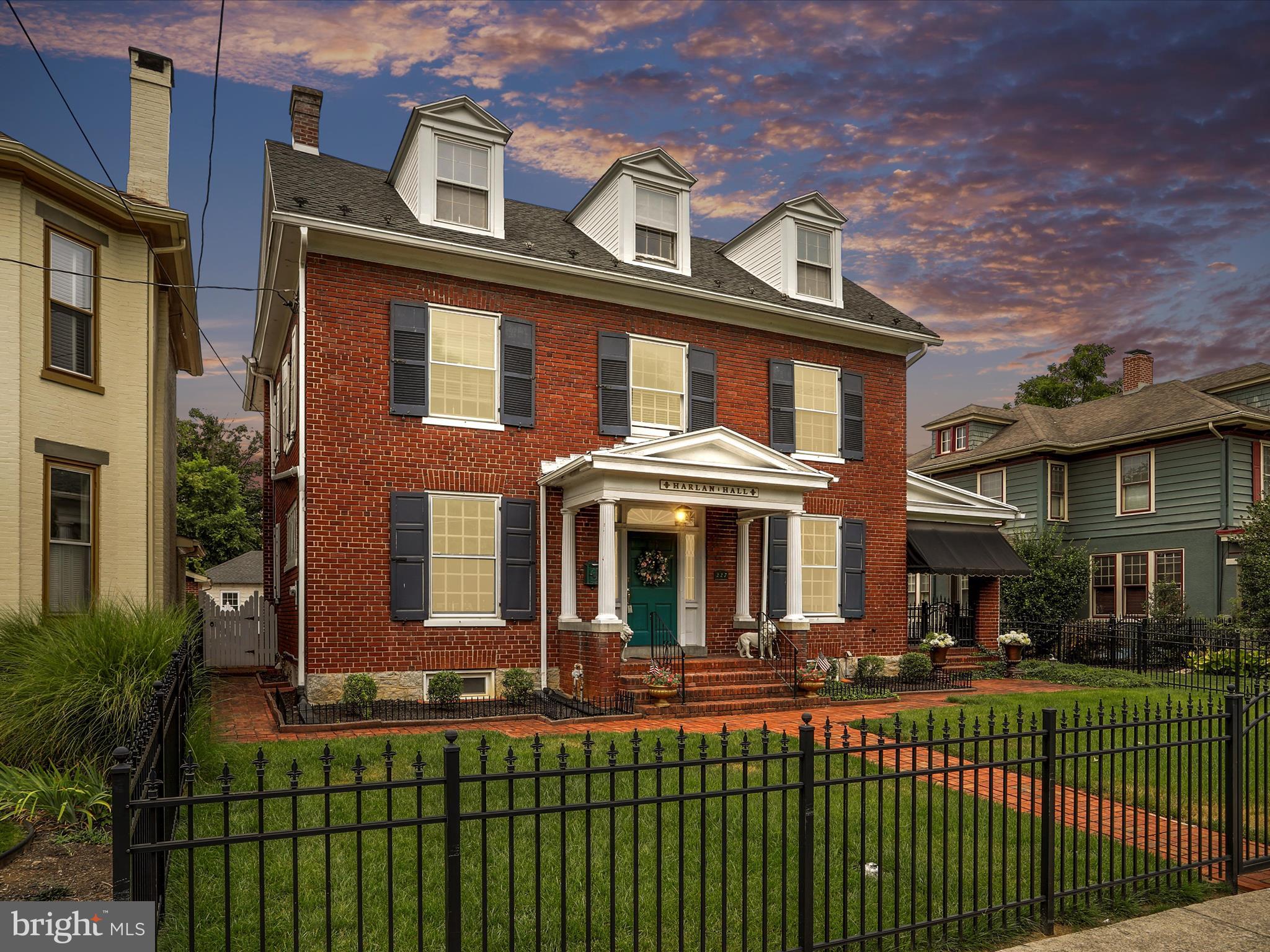 CHAMBERSBURG BOROUGH - Residential