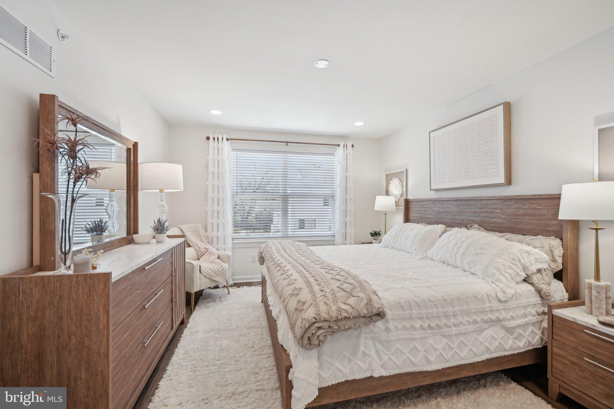 ARBOR PLACE - Residential