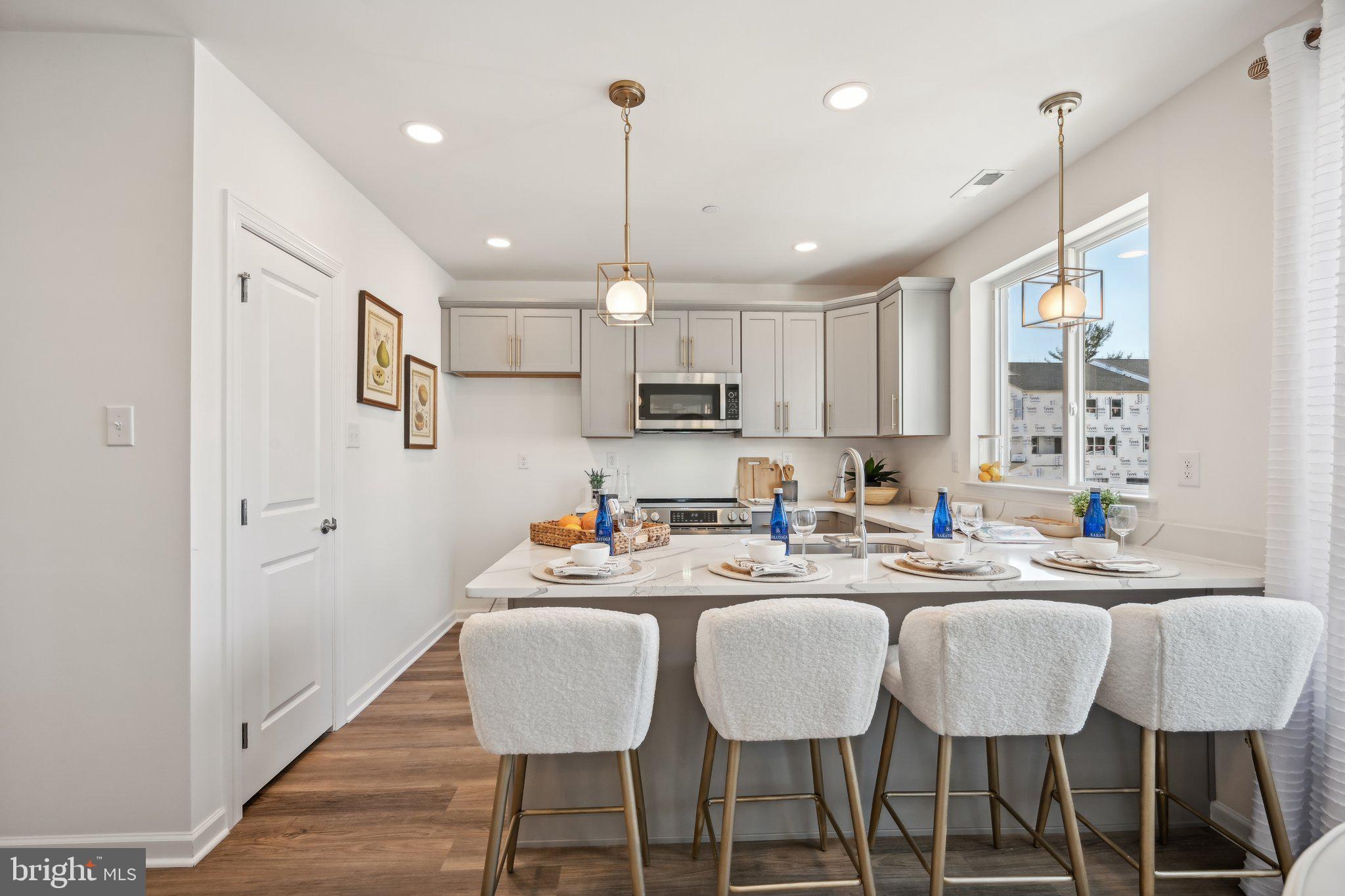 ARBOR PLACE - Residential