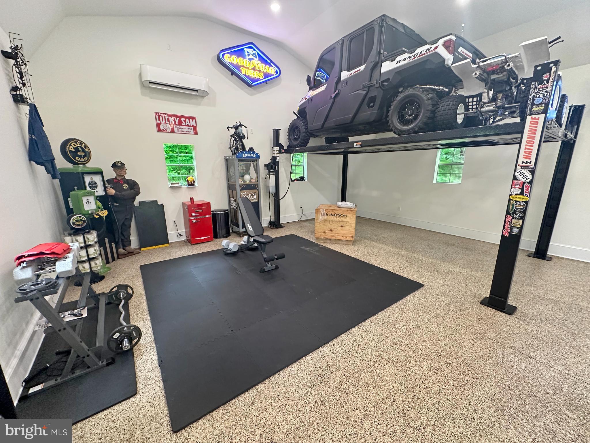 SEVERN LANDING - Residential