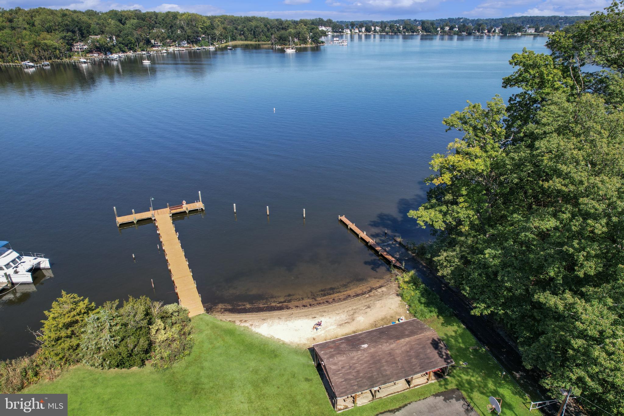 SEVERN LANDING - Residential