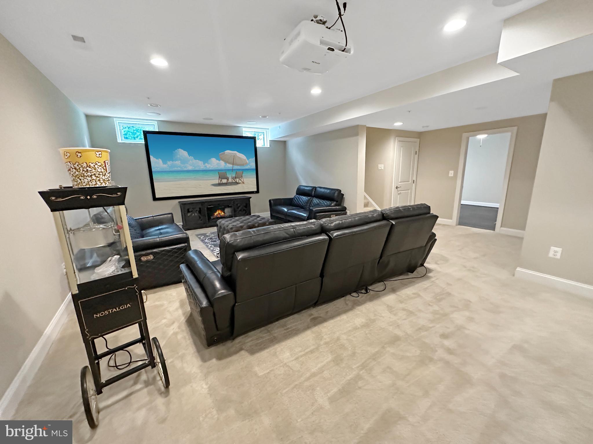 SEVERN LANDING - Residential