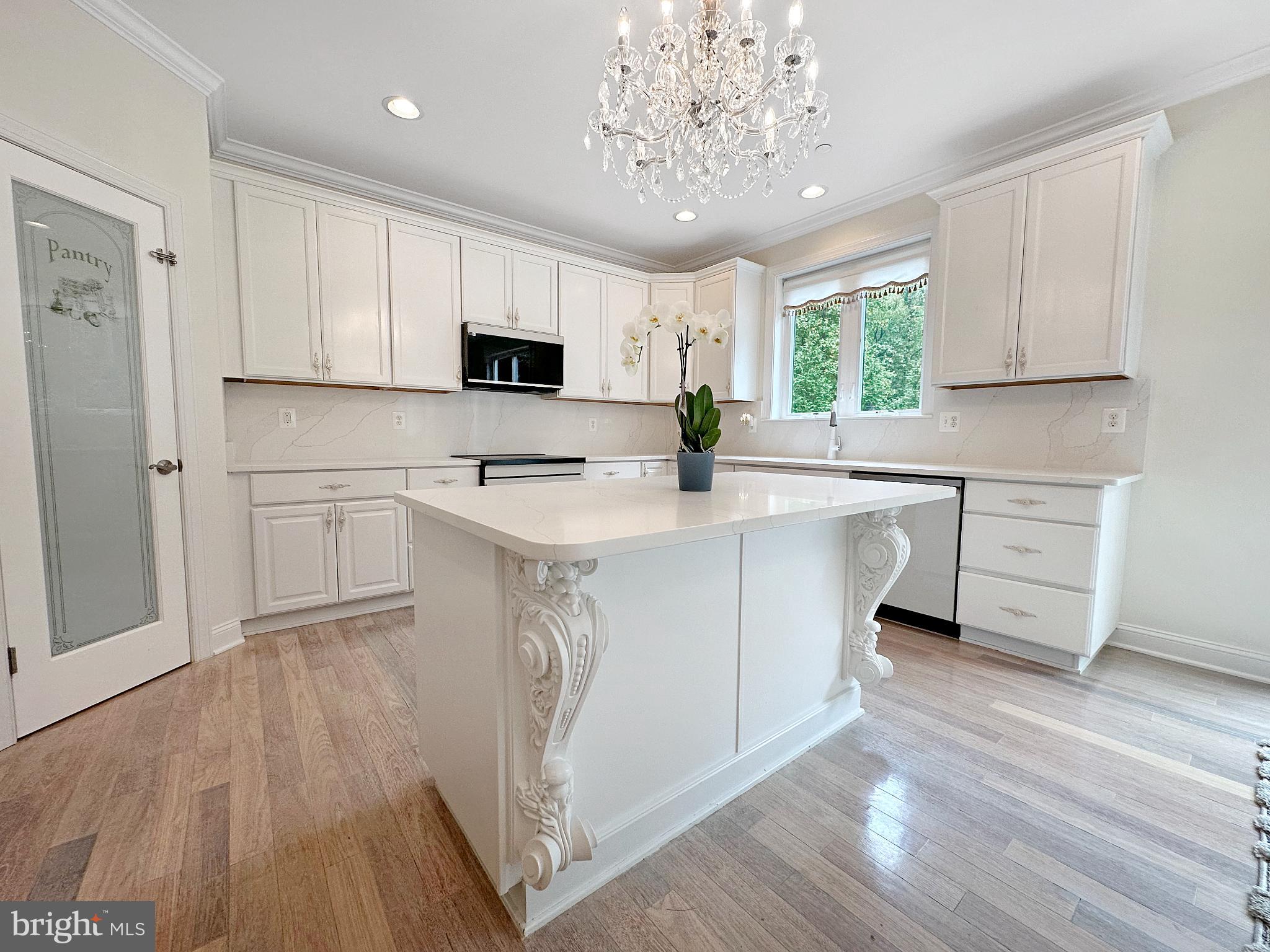 SEVERN LANDING - Residential