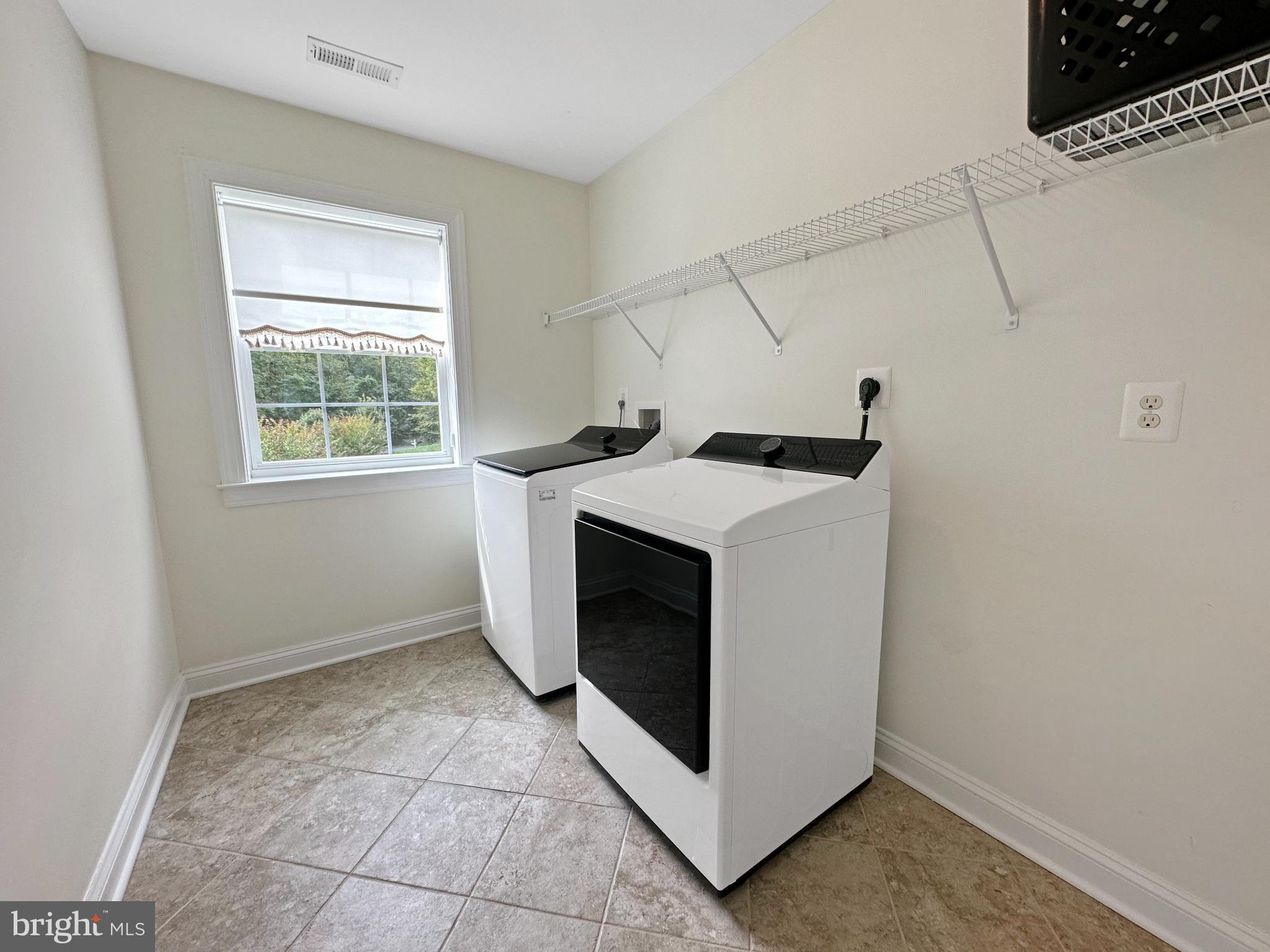 SEVERN LANDING - Residential