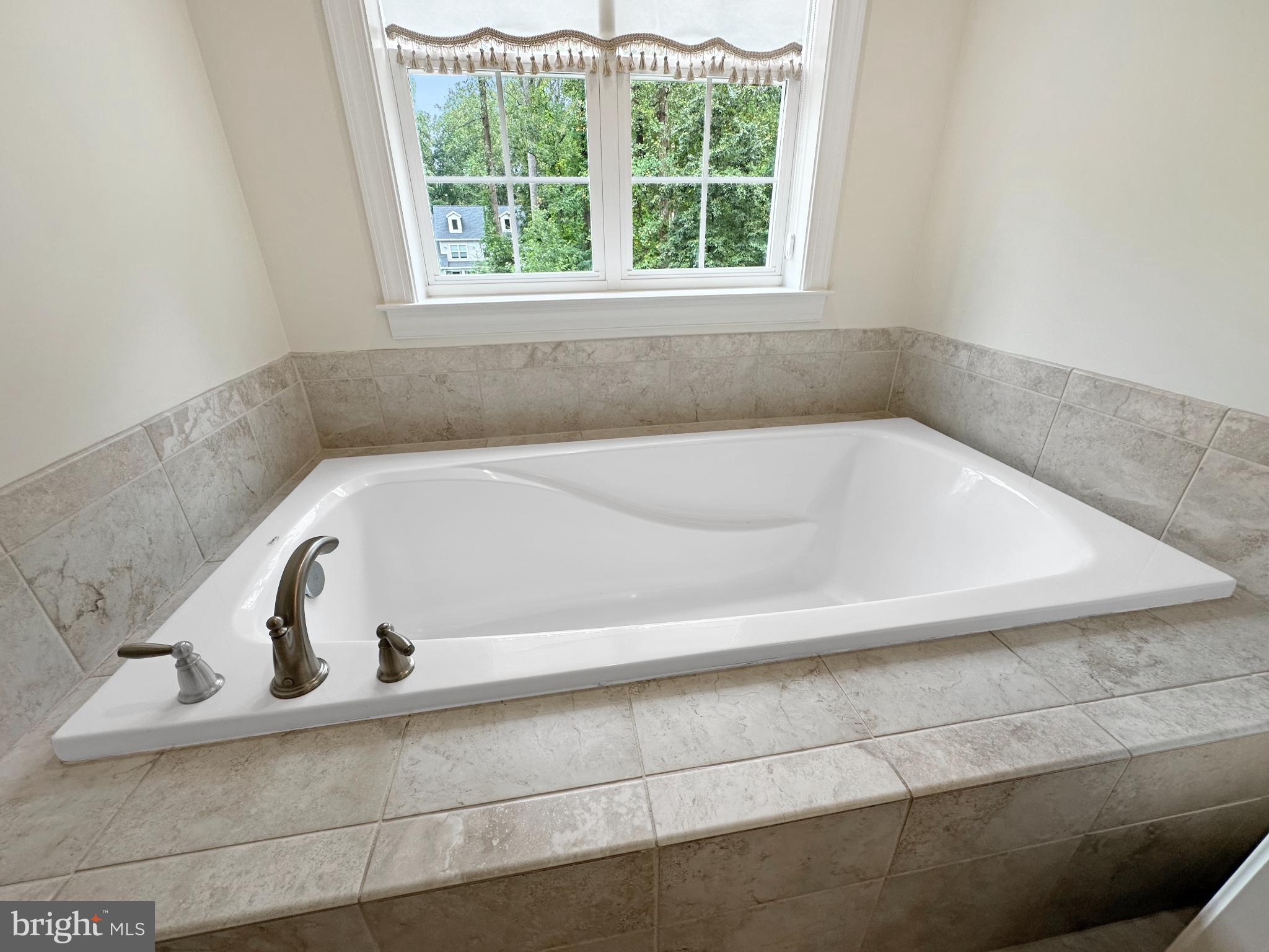 SEVERN LANDING - Residential