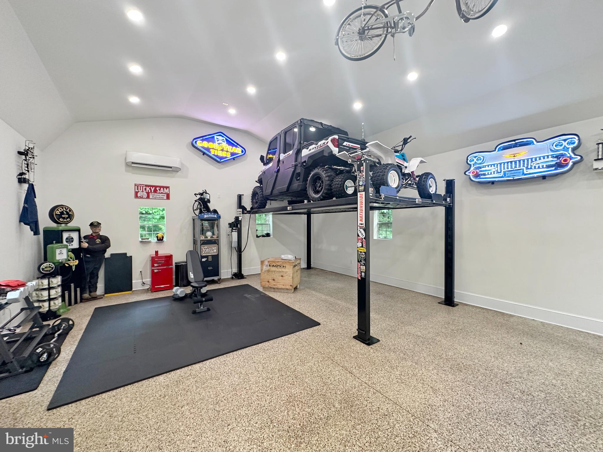 SEVERN LANDING - Residential