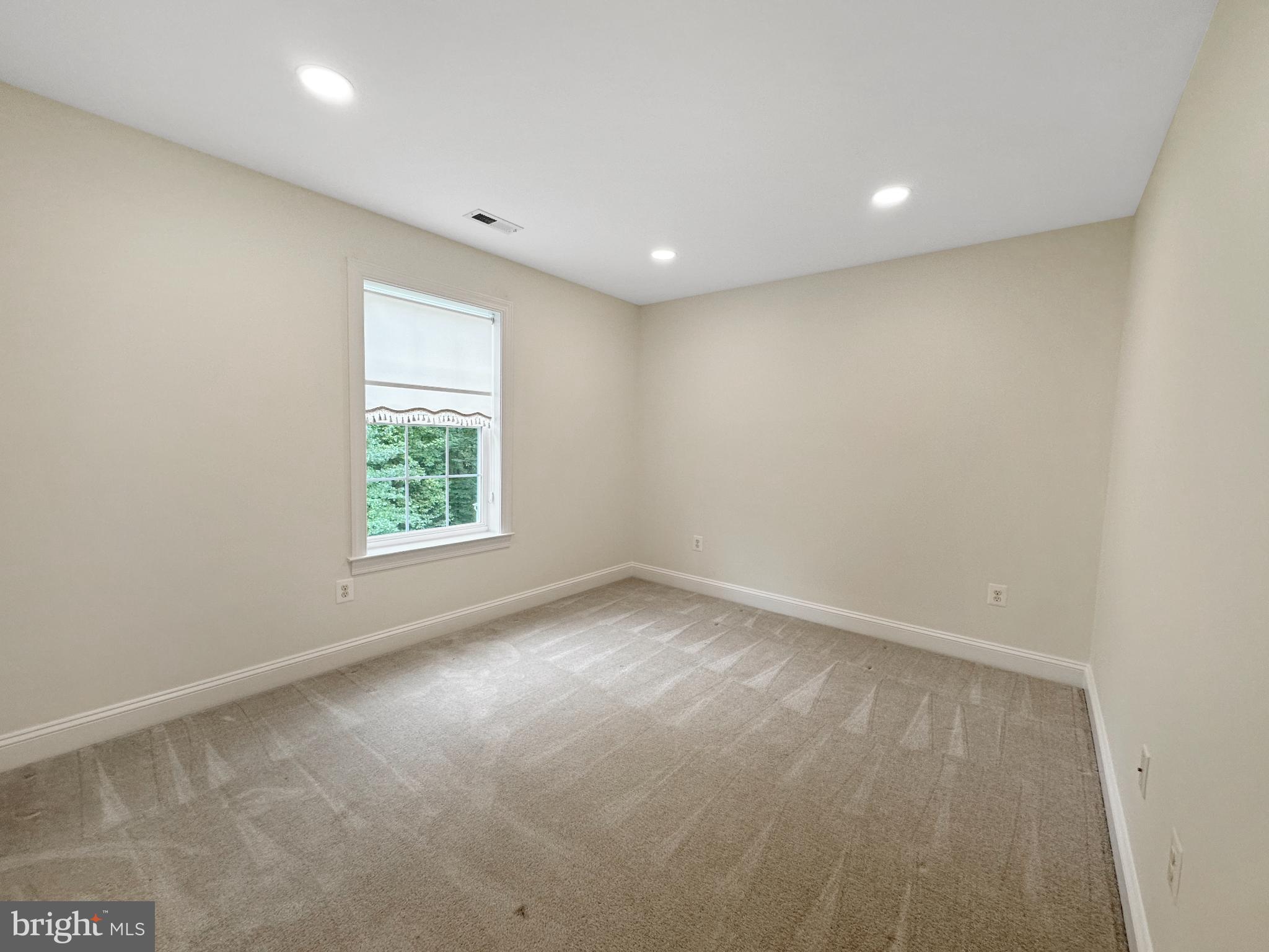 SEVERN LANDING - Residential