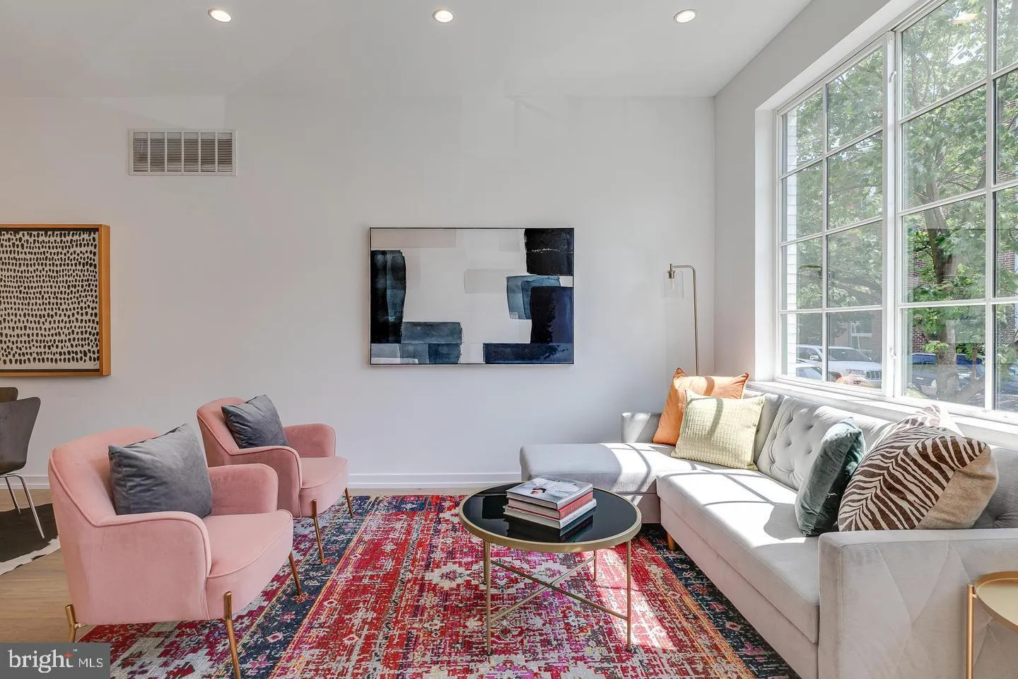 Philadelphia, Pennsylvania 19146, United States, 3 Bedrooms Bedrooms, ,4 BathroomsBathrooms,Residential,Active,93088