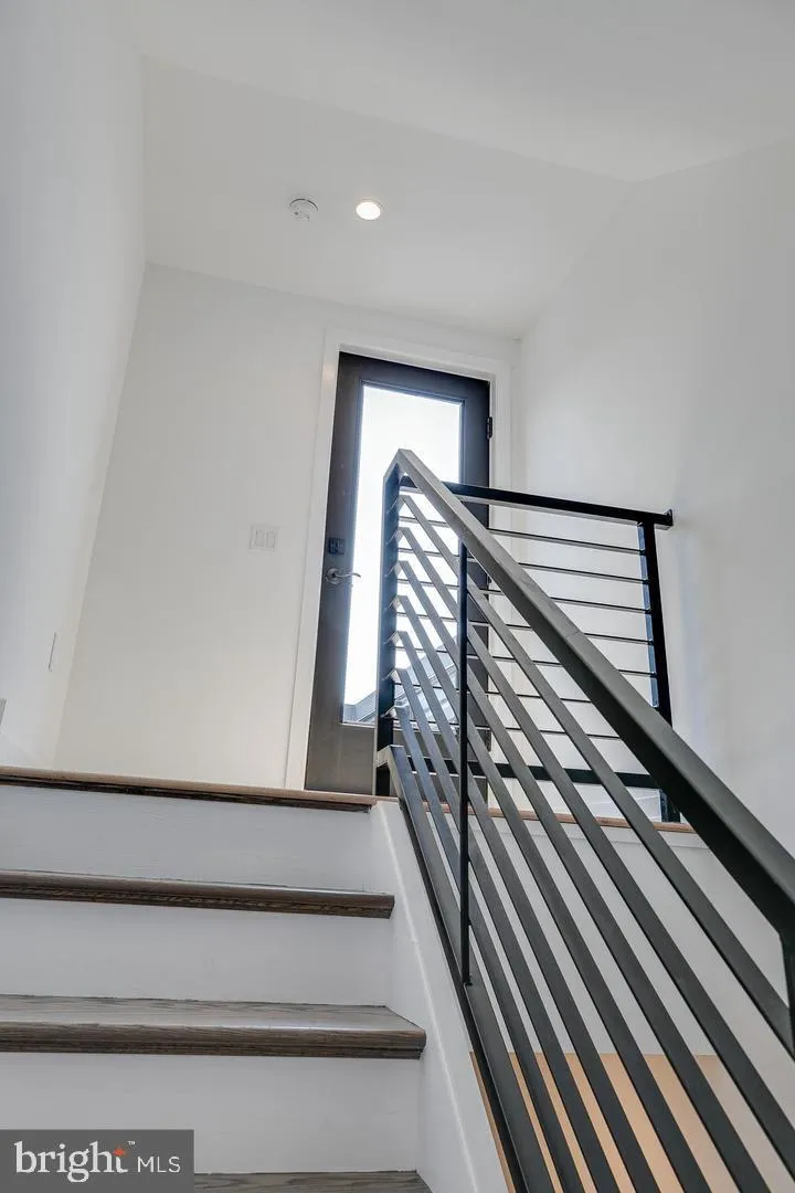 Philadelphia, Pennsylvania 19146, United States, 3 Bedrooms Bedrooms, ,4 BathroomsBathrooms,Residential,Active,93088