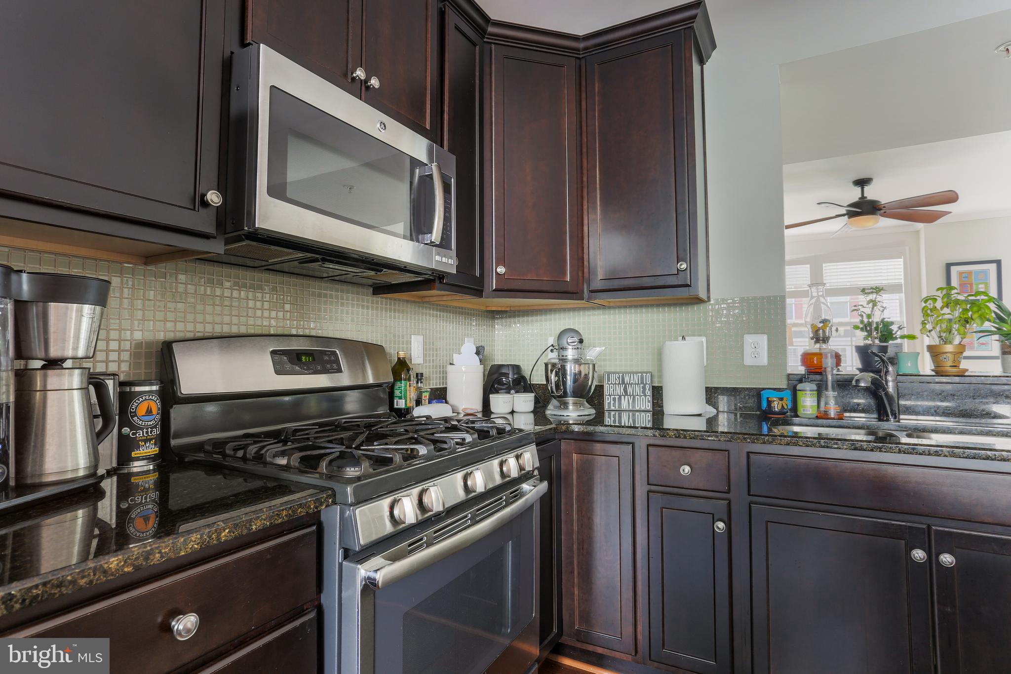 MARKET SQUARE - Residential