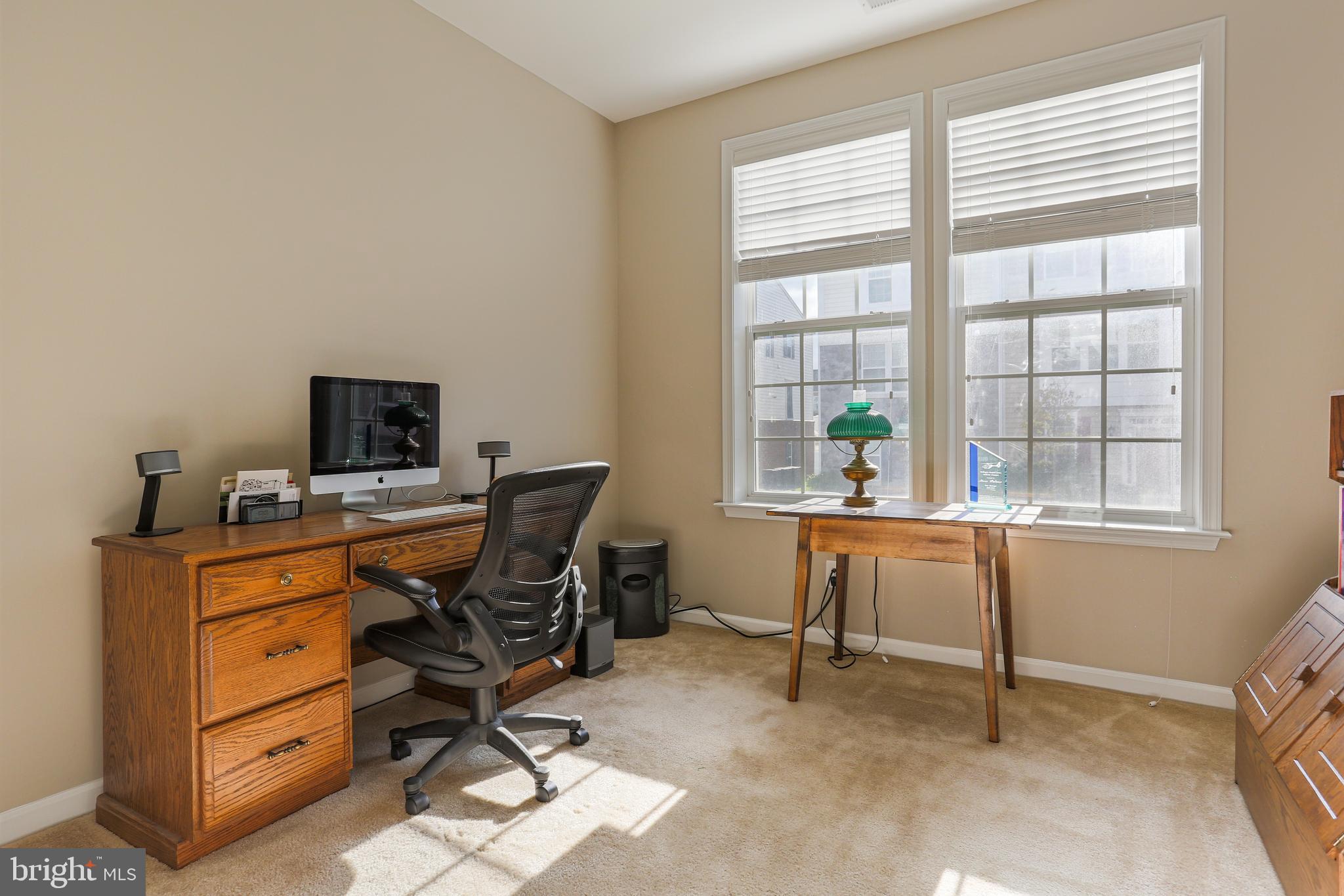 MARKET SQUARE - Residential