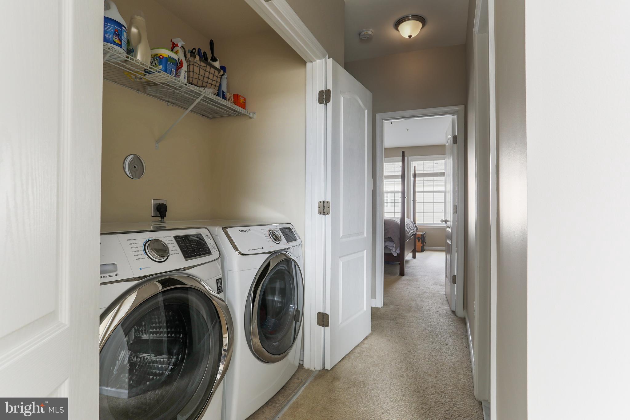 MARKET SQUARE - Residential